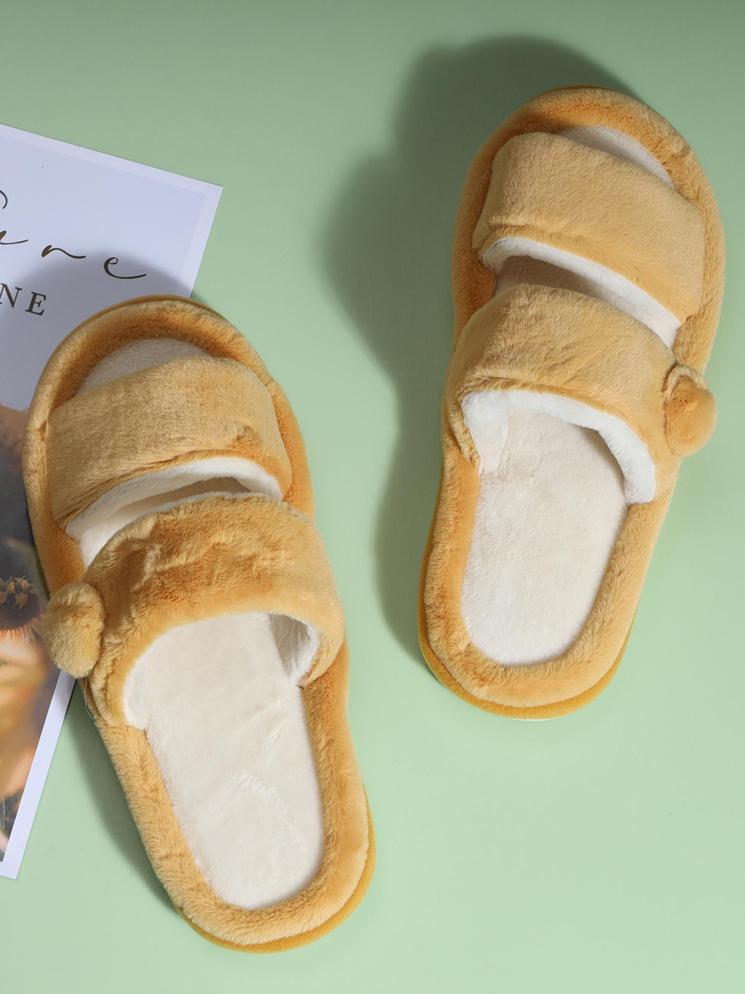 mast and harbour slippers