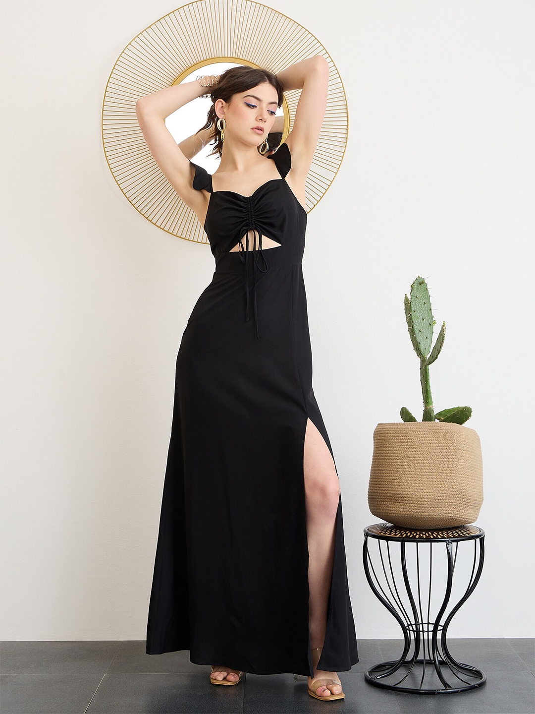 Buy Berrylush Black Sweetheart Neck Tie Ups Maxi Dress - Dresses for ...