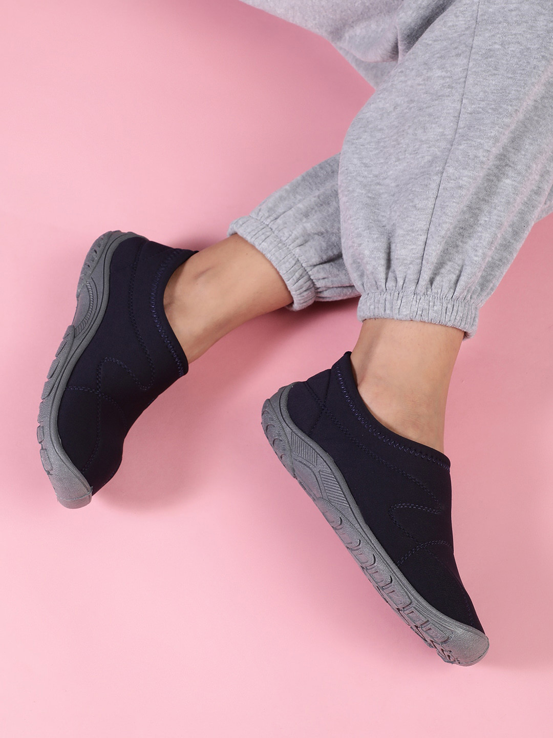 lightweight slip on sneakers