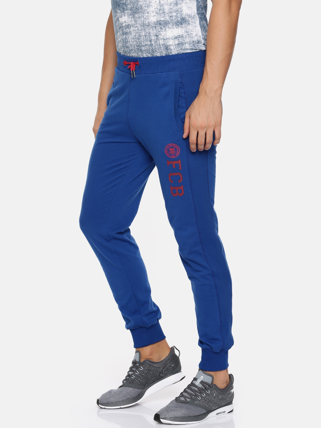 joggers myntra