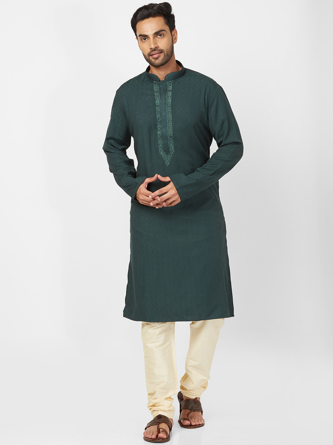 Men Ethnic Motifs Embroidered Regular Thread Work Kurta with Trousers
