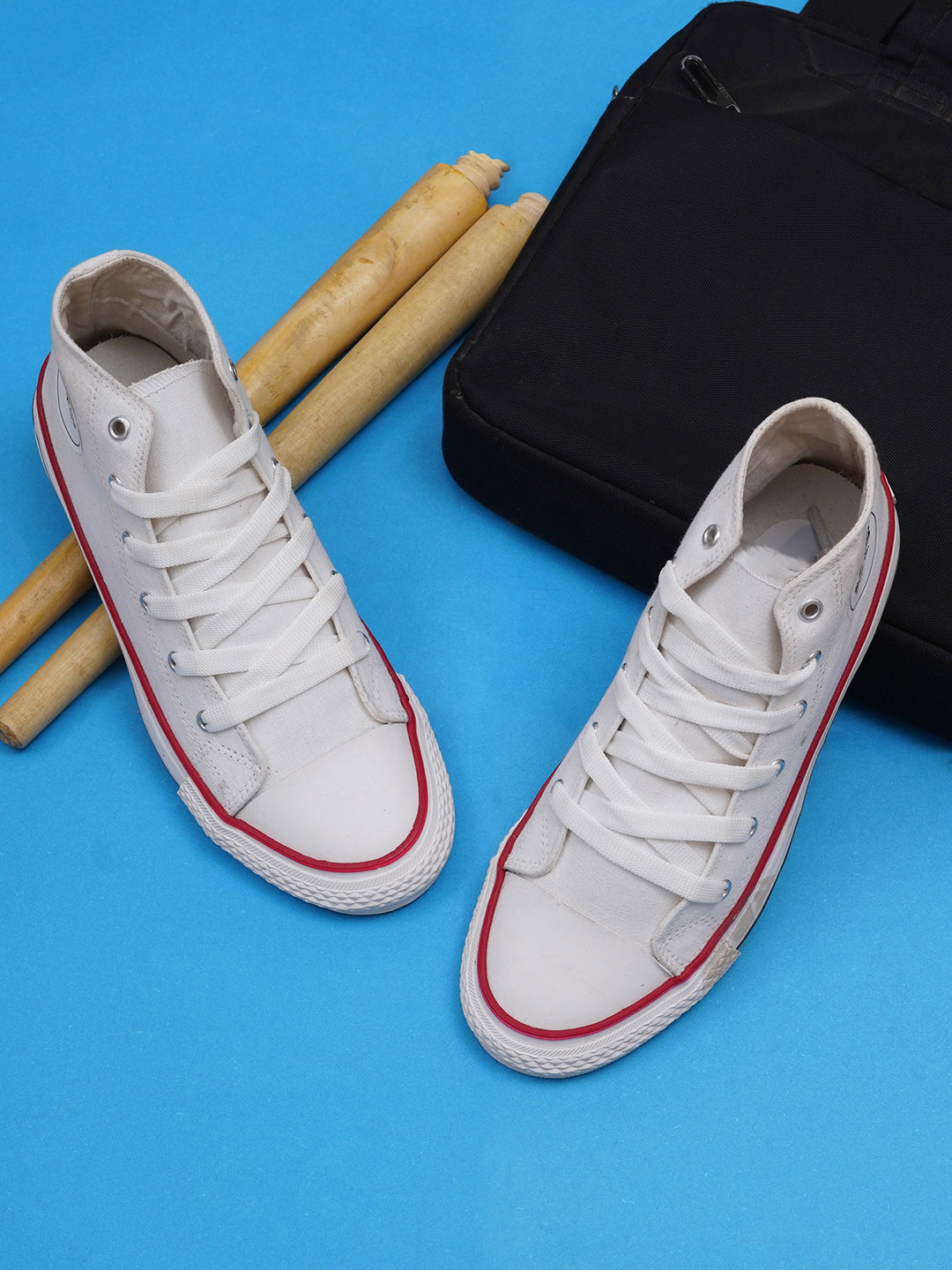 Buy The Roadster Lifestyle Co. Men White Textured Comfort Insole Mid ...