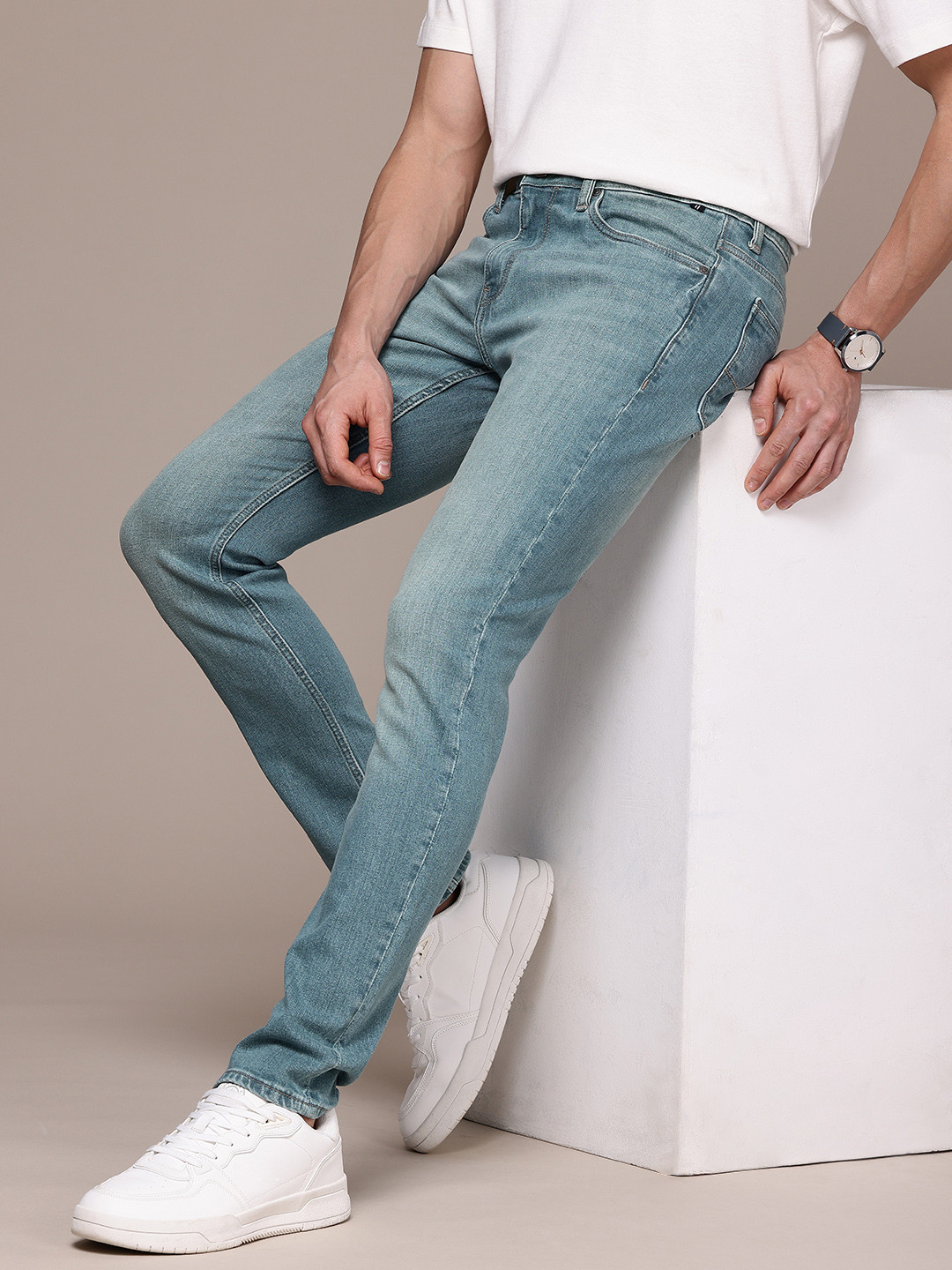 Buy Nautica Men Slim Fit Heavy Fade Stretchable Jeans - Jeans for Men ...