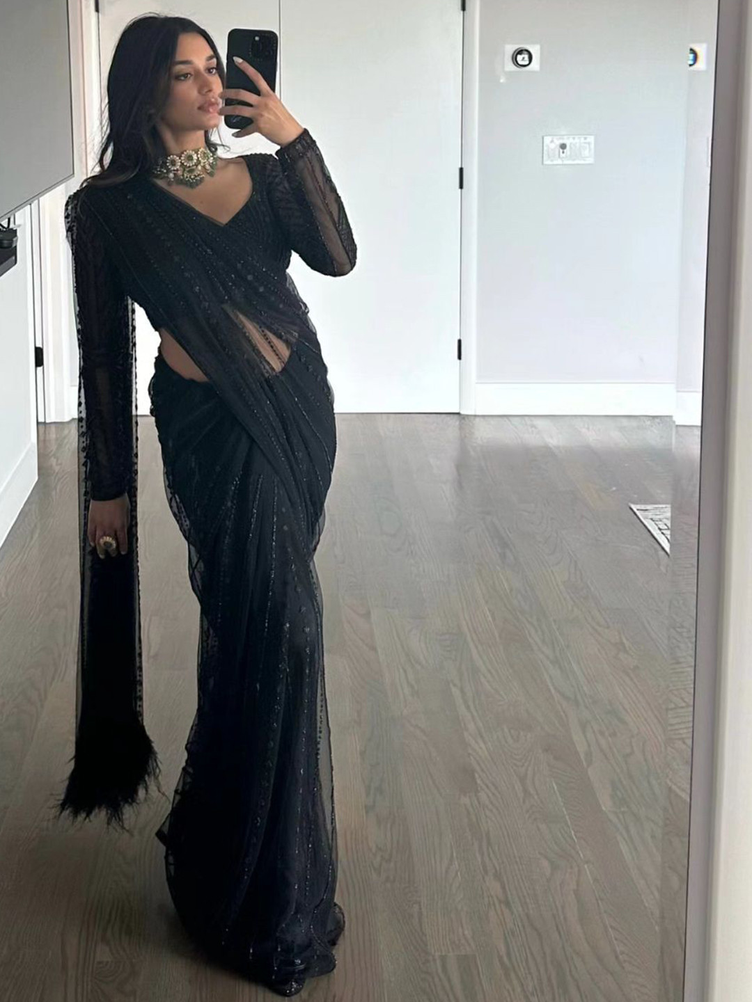 Buy Inithi Embellished Sequinned Pure Georgette Saree Sarees For