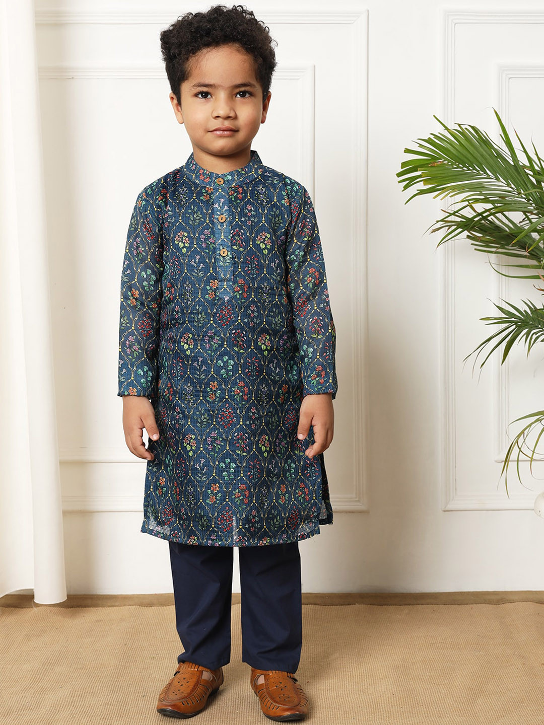 Boys Floral Printed Regular Kurta With Pyjamas