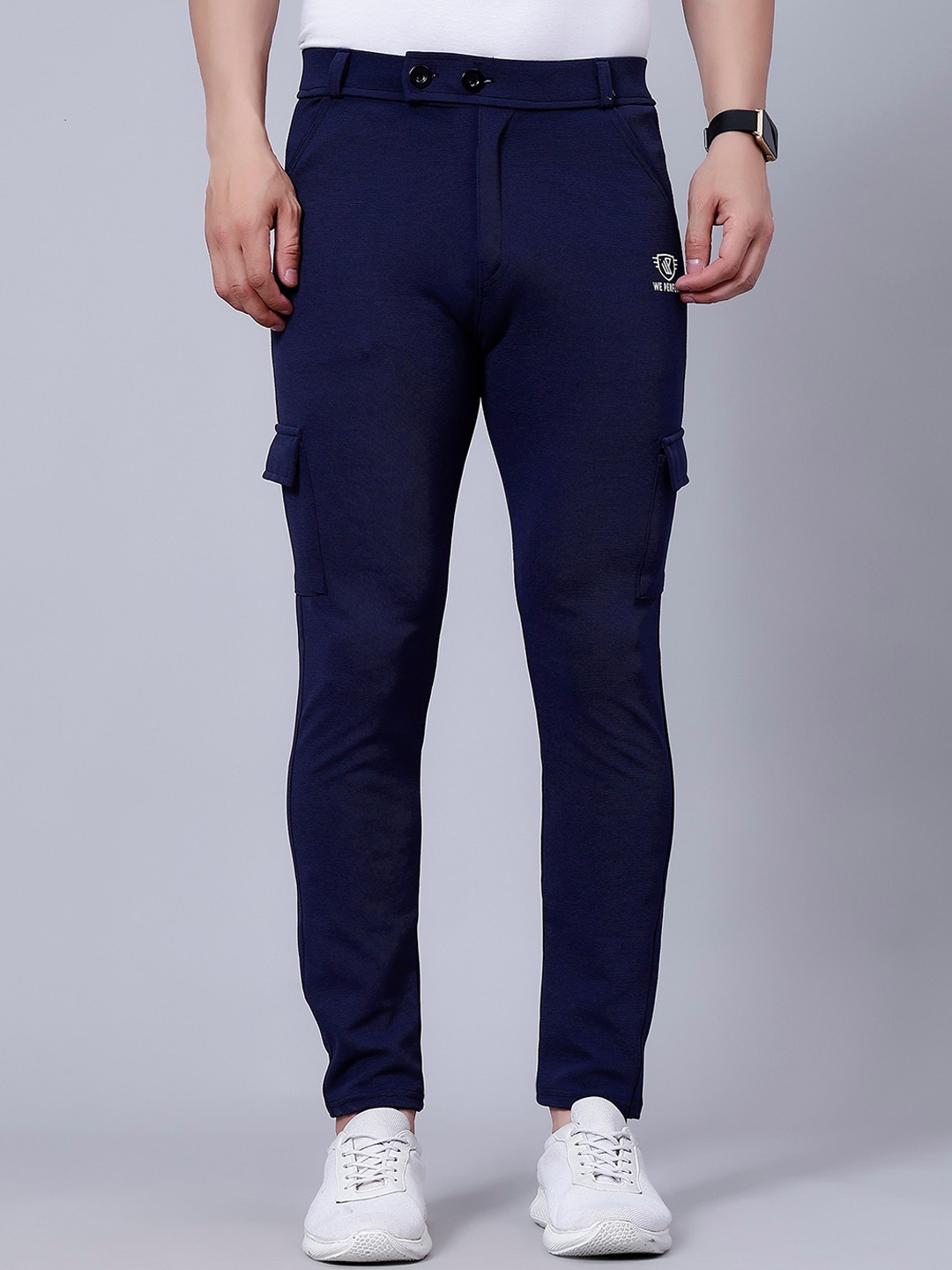 Buy WE PERFECT Men Relaxed Mid Rise Regular Fit Cotton Cargos Trousers ...