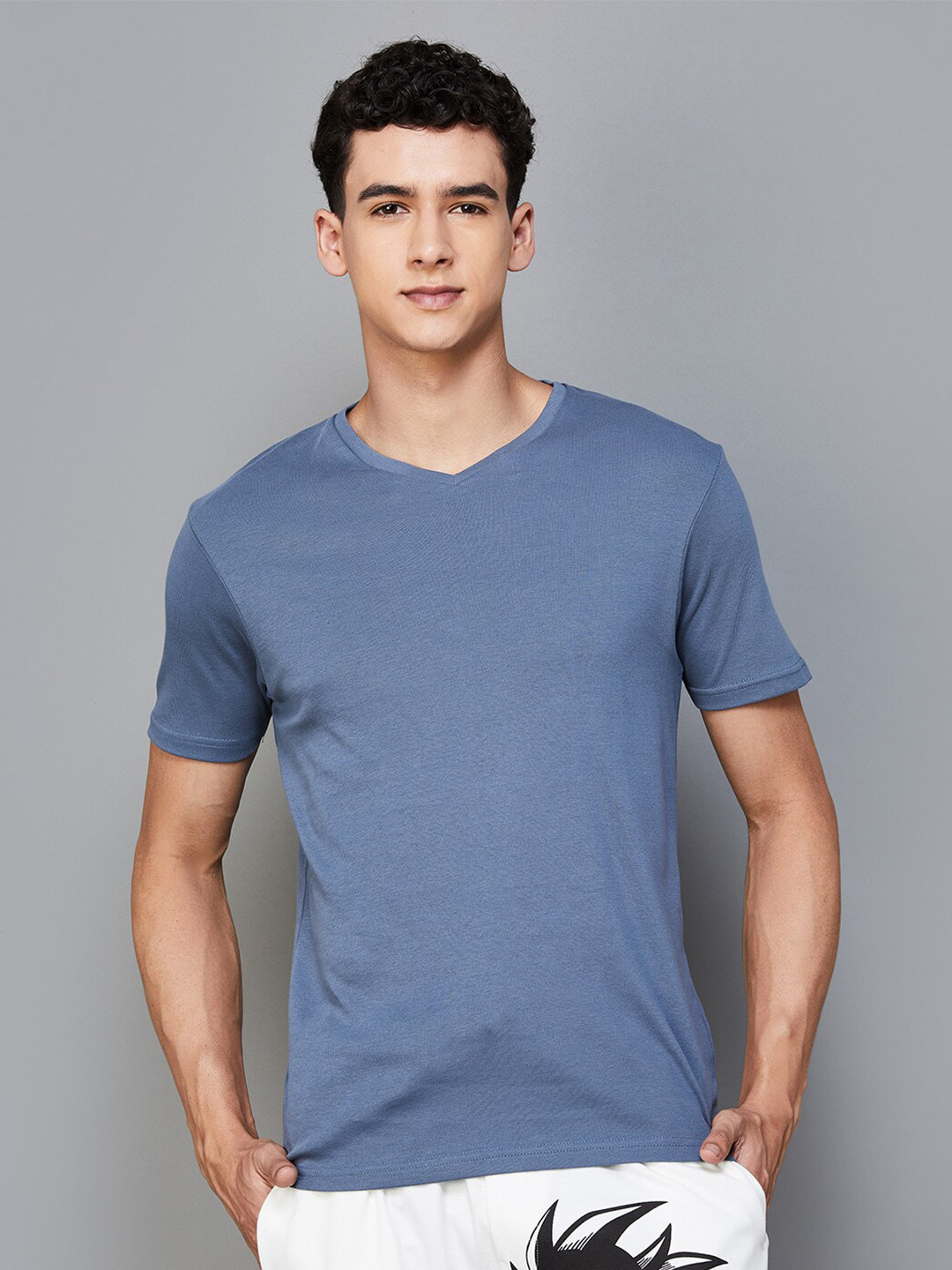 Buy Bossini Cotton V Neck Casual T Shirt - Tshirts for Men 29373212 ...