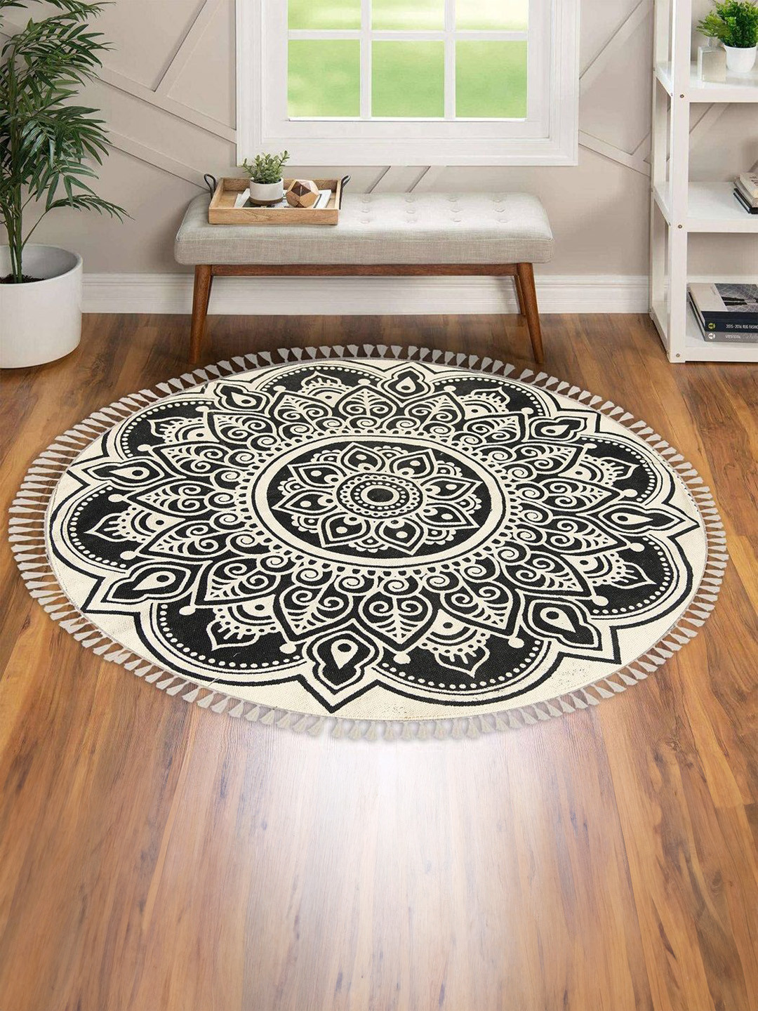 Buy MASU LIVING Off White & Black Ethnic Motifs Pure Cotton Round ...