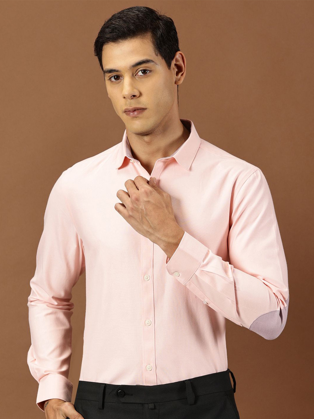 Men's Navy Blue Standard Slim Fit Checked Spread Collar Long Sleeves Cotton Casual Shirt