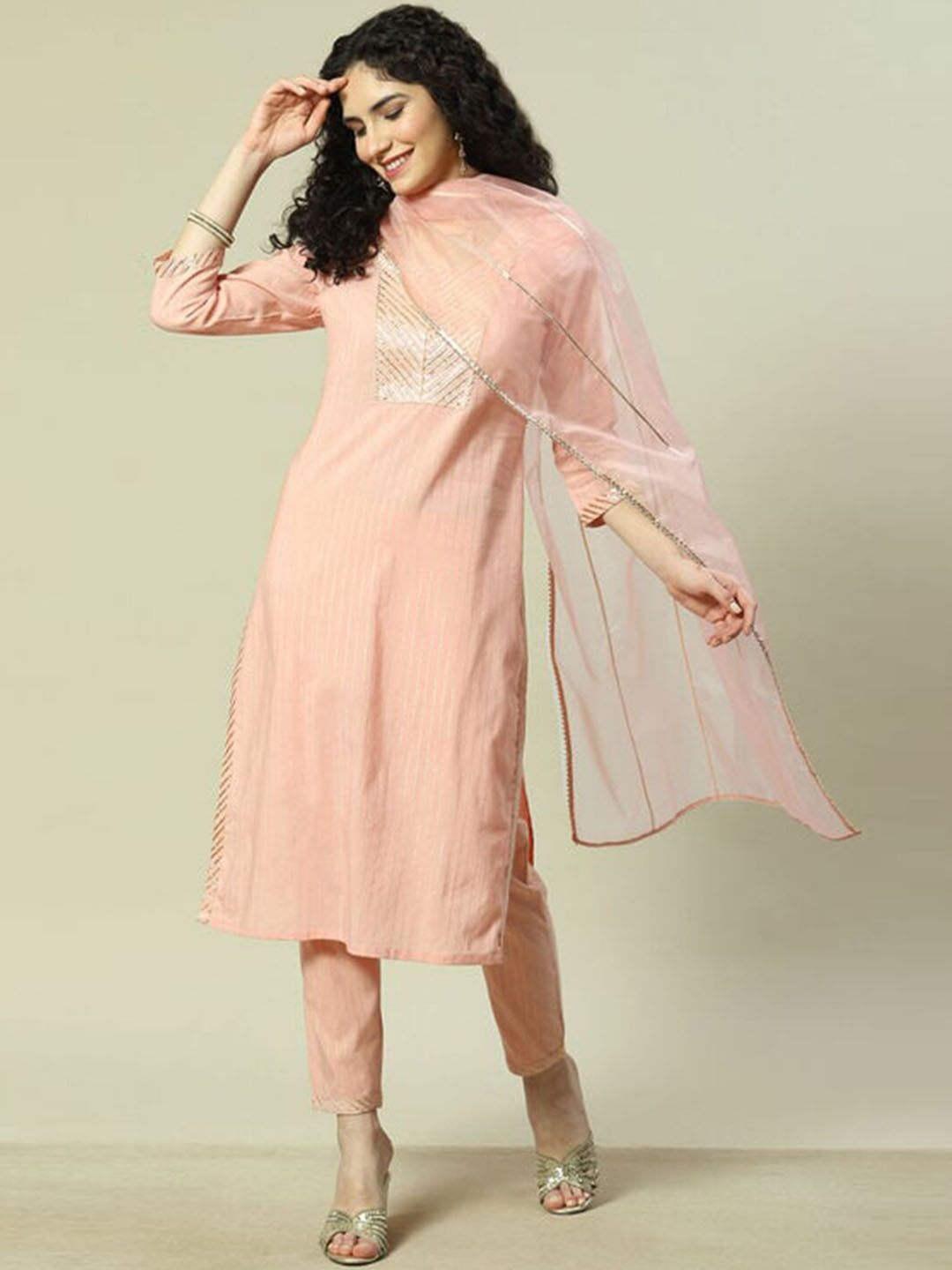 Women Yoke Design Regular Gotta Patti Kurta with Trousers main image 0