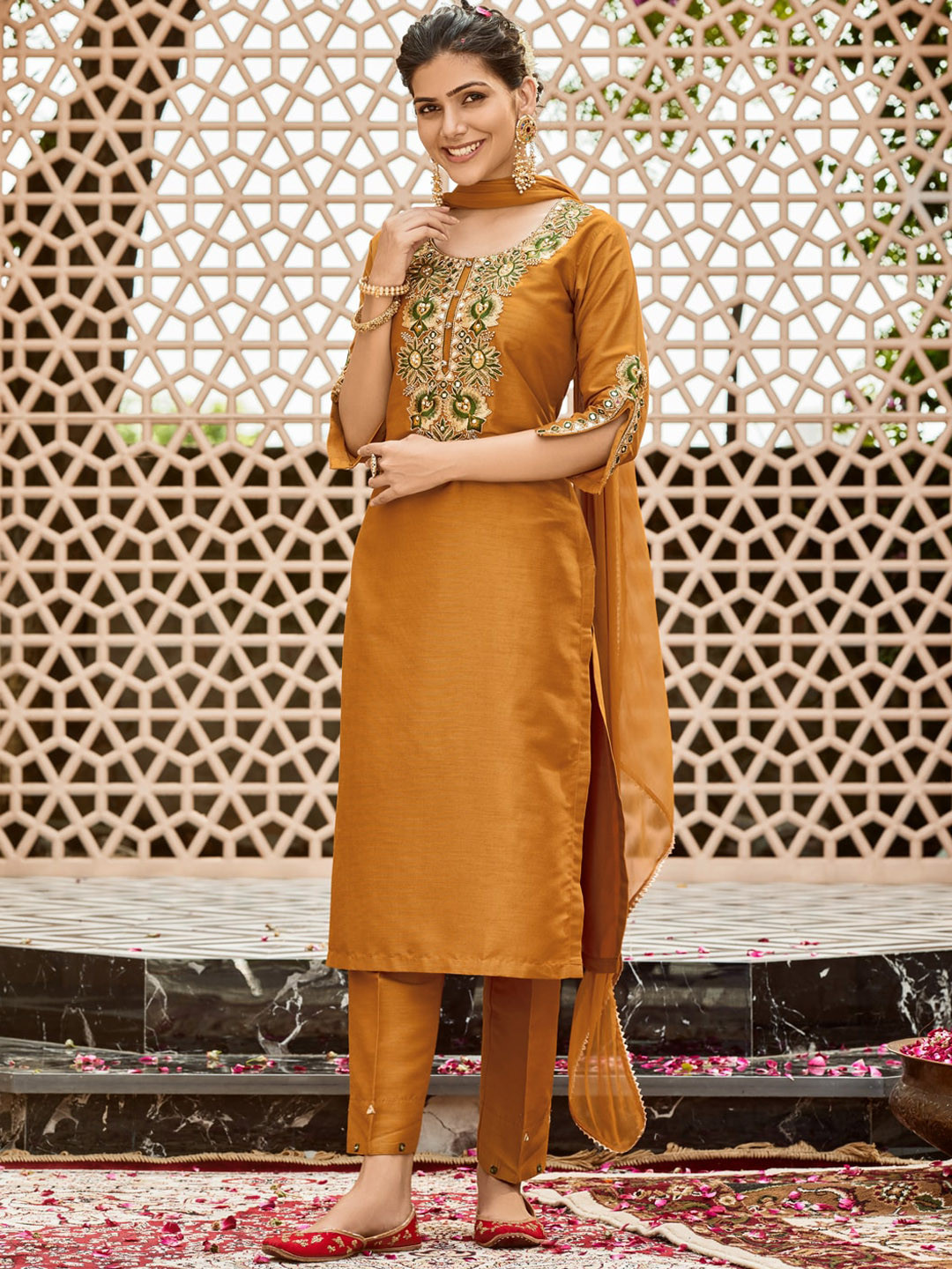 Women Black Solid Straight Kurta Trouser With Dupatta Set