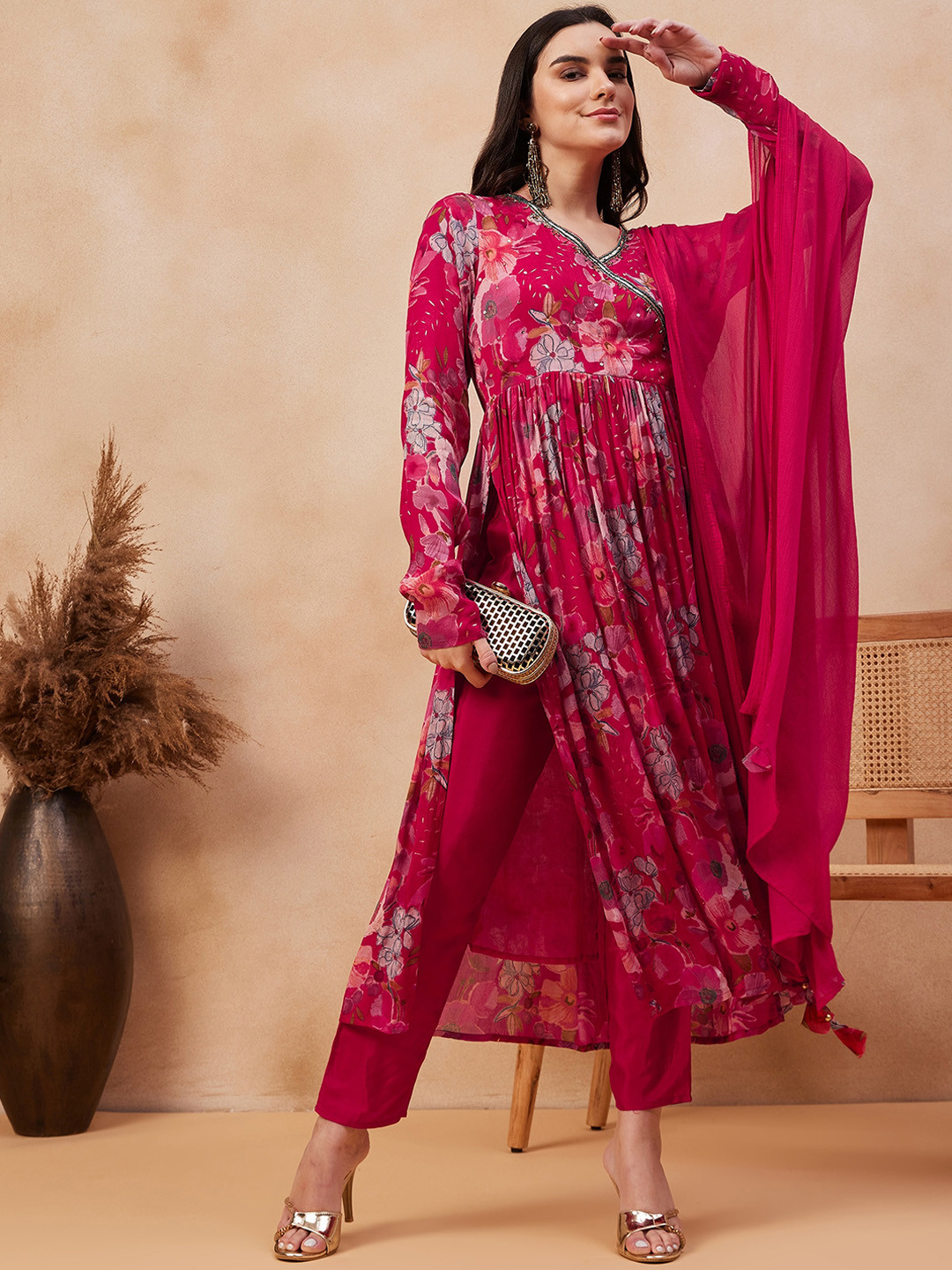Women Chinon Pink Embroidered Kurta Comfort Pant Dupatta