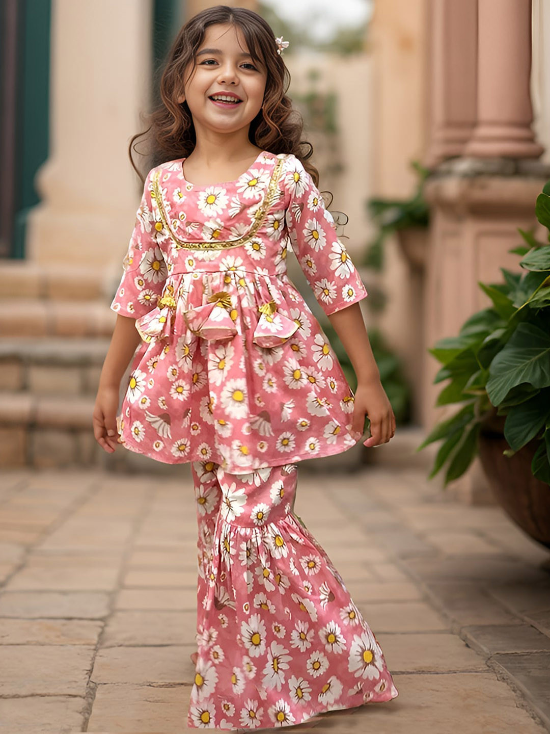 Girls Red Solid Kurti With Trousers