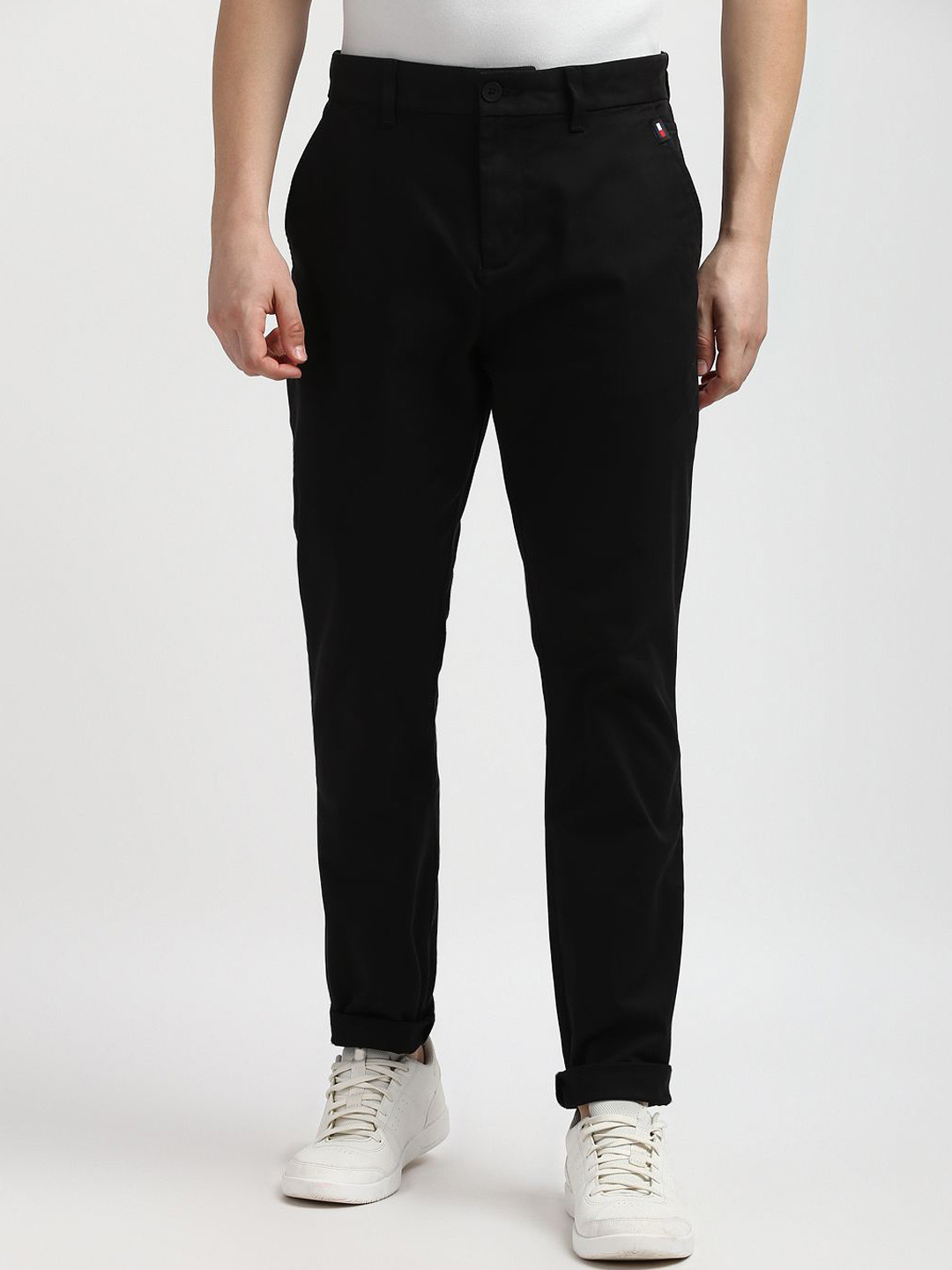 Buy Tommy Hilfiger Men Chinos Trousers - Trousers for Men 29676674 | Myntra