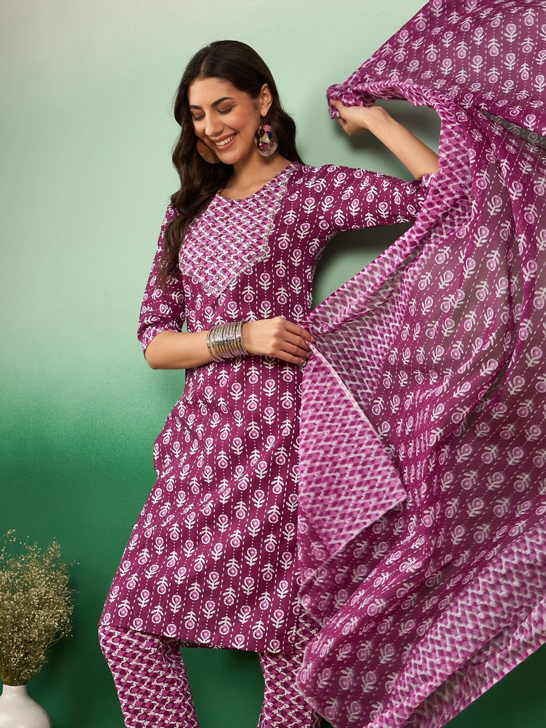 Buy Sangria Purple Floral Printed Pure Cotton Straight Kurta With ...