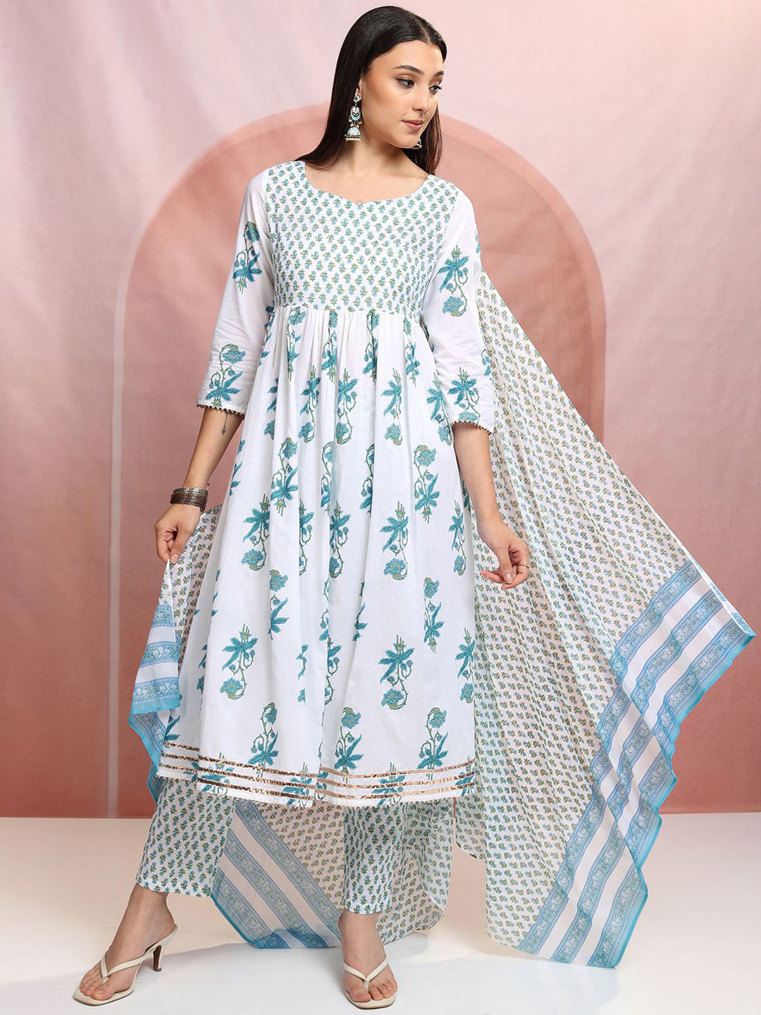 Women White Gold Print  Anarkali Kurta With Viscose Leggings & Net Dupatta