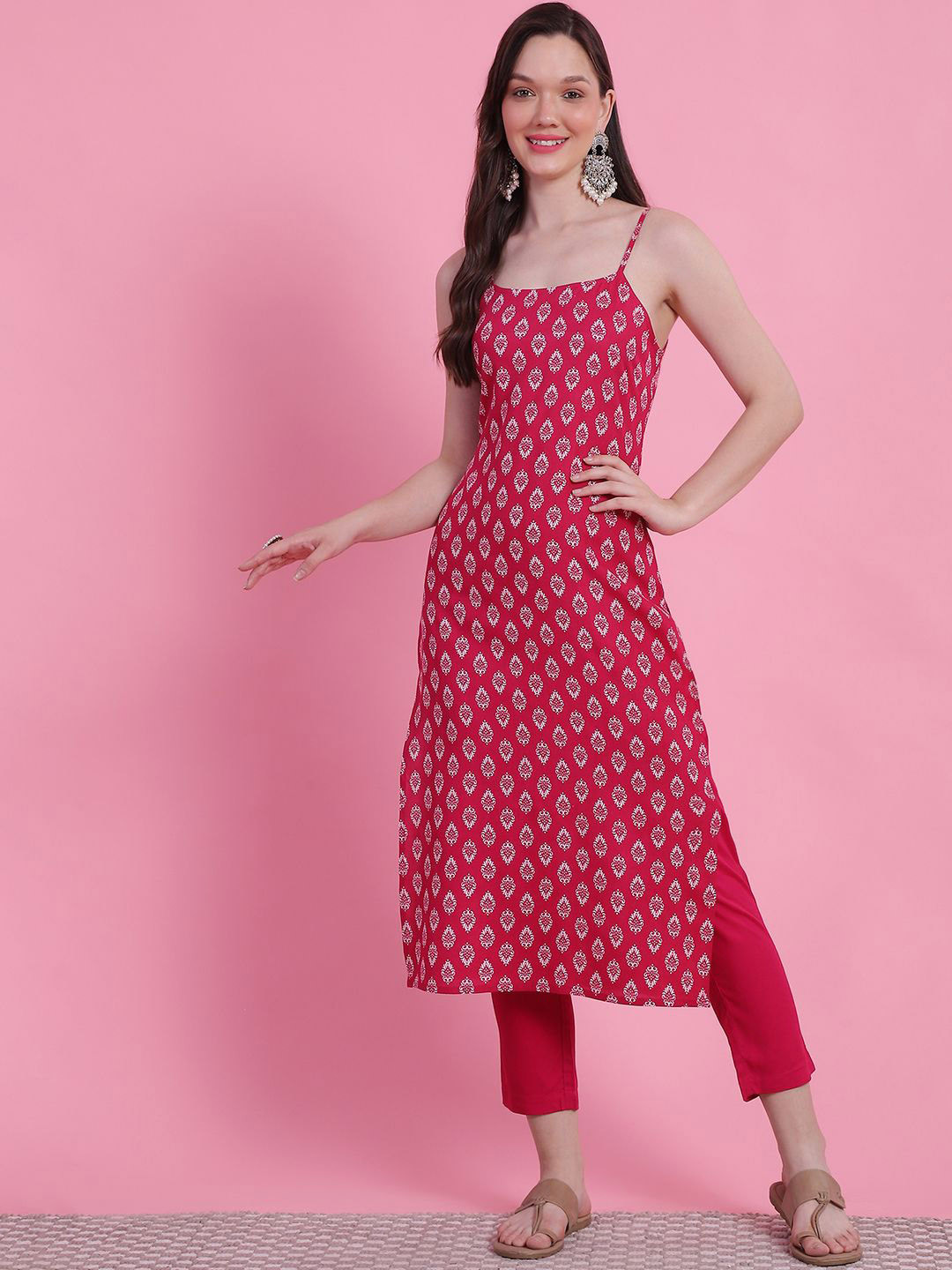Women Grey Ethnic Printed Straight Kurta With Trouser