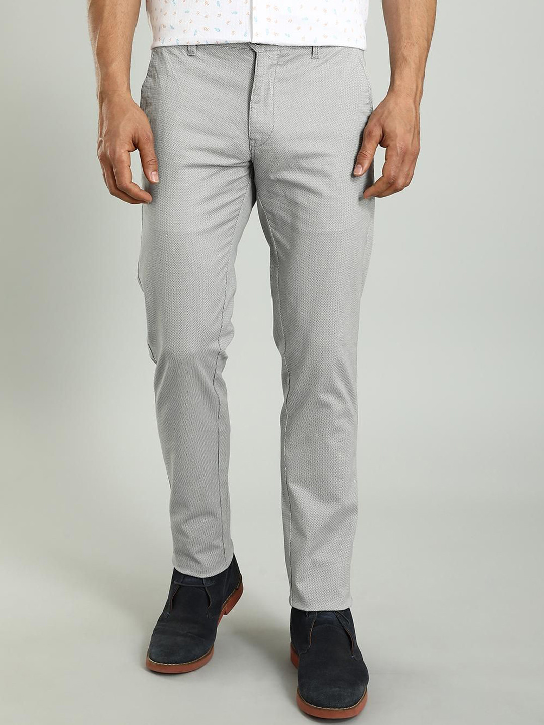 Buy Indian Terrain Men Brooklyn Slim Fit Chinos Trouser - Trousers for ...