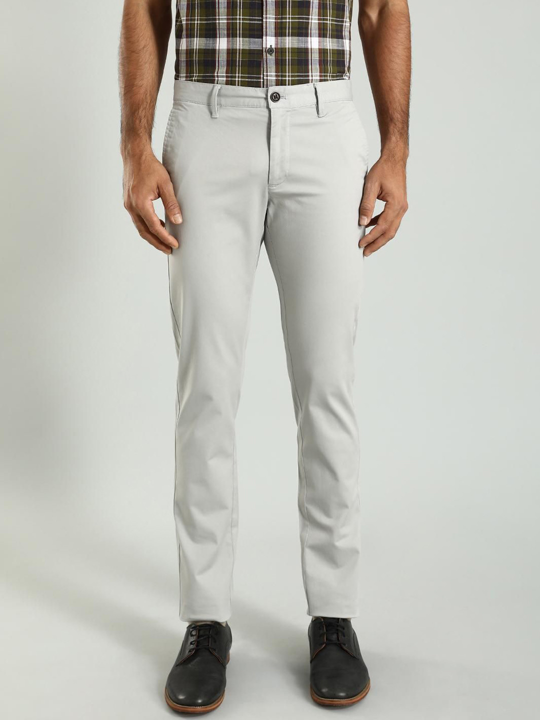 Buy Indian Terrain Men Brooklyn Slim Fit Chinos Trouser - Trousers for ...