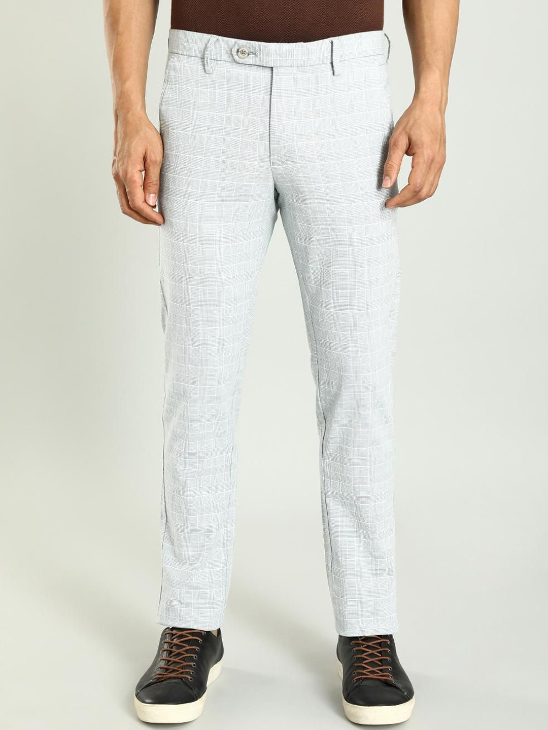 Buy Indian Terrain Men Brooklyn Checked Slim Fit Mid Rise Trouser ...