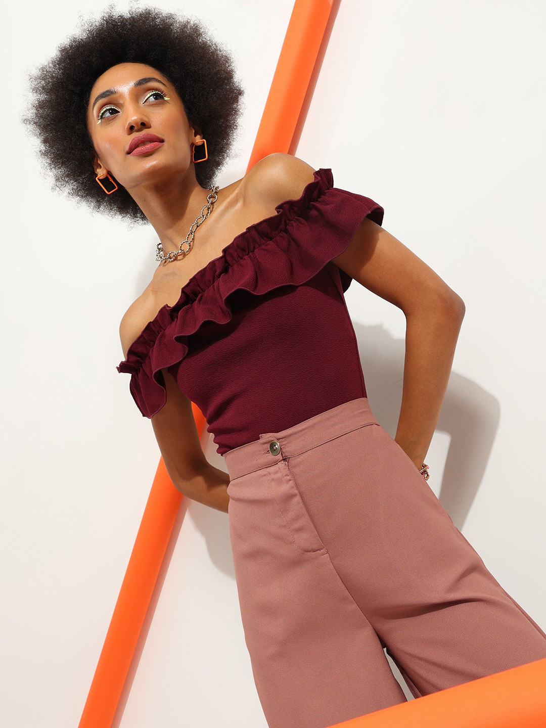 Vaambii Off Shoulder Crop Top