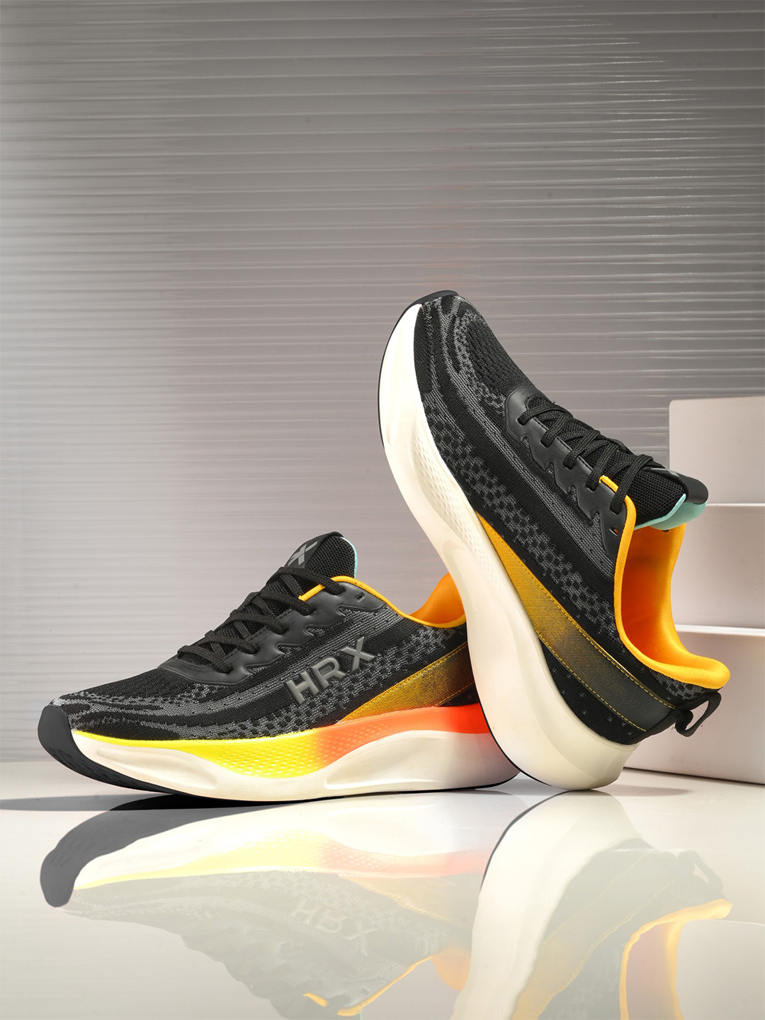 Hrx100 Buy HRX By Hrithik Roshan Men Mesh Running Non Marking Shoes - Sports ...