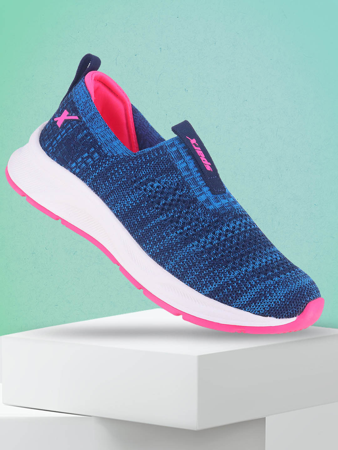 sparx women walking shoes