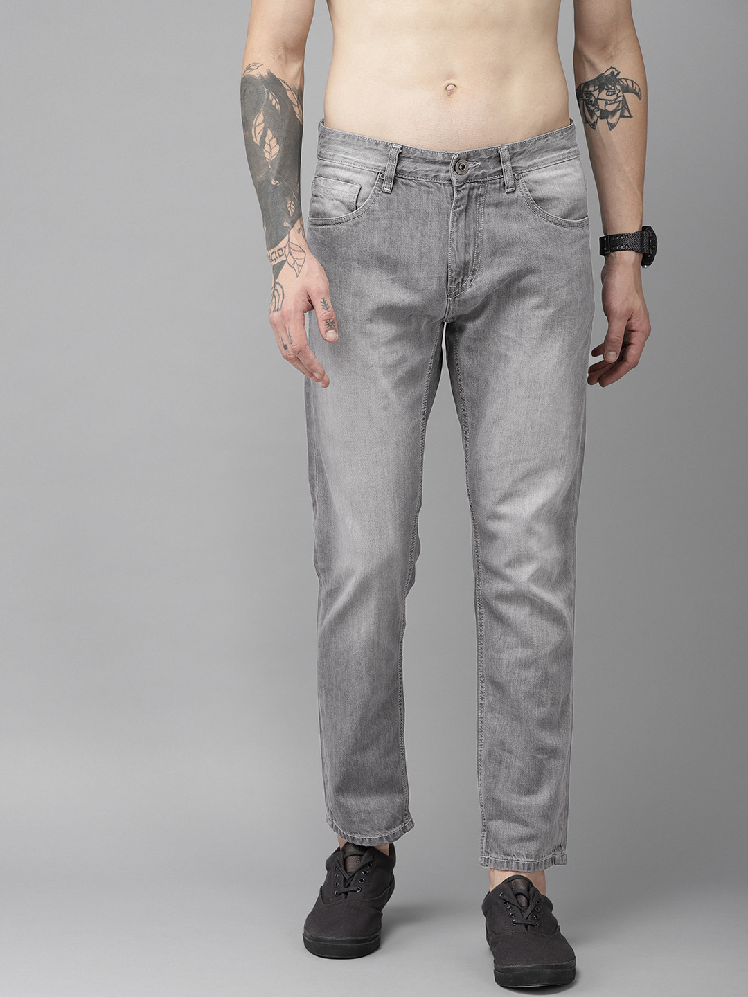 Buy Roadster Men Grey Slim Fit Mid Rise Clean Look Stretchable Jeans ...