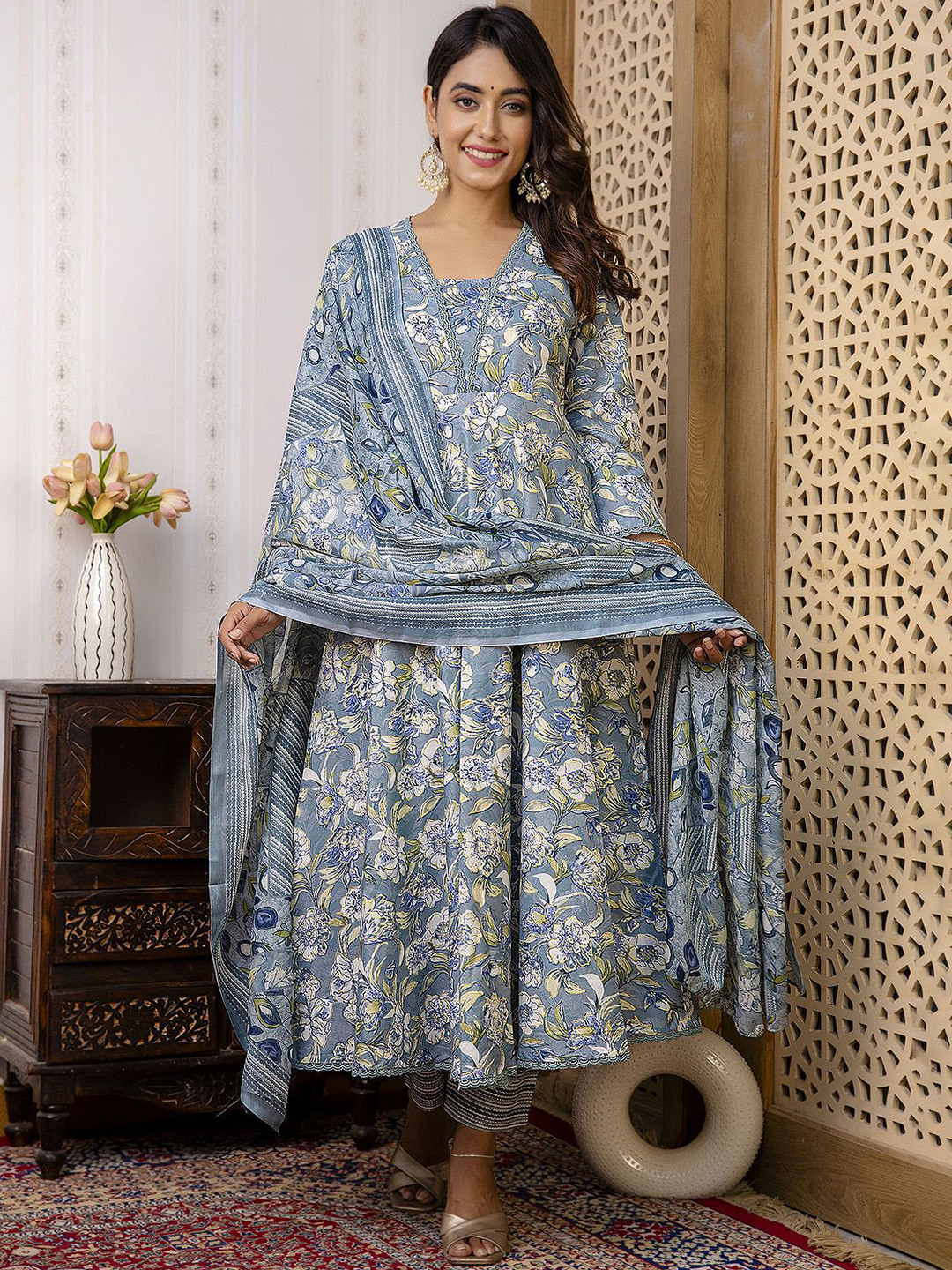 Women Navy Floral Anarkali Kurta With Pants & Dupatta