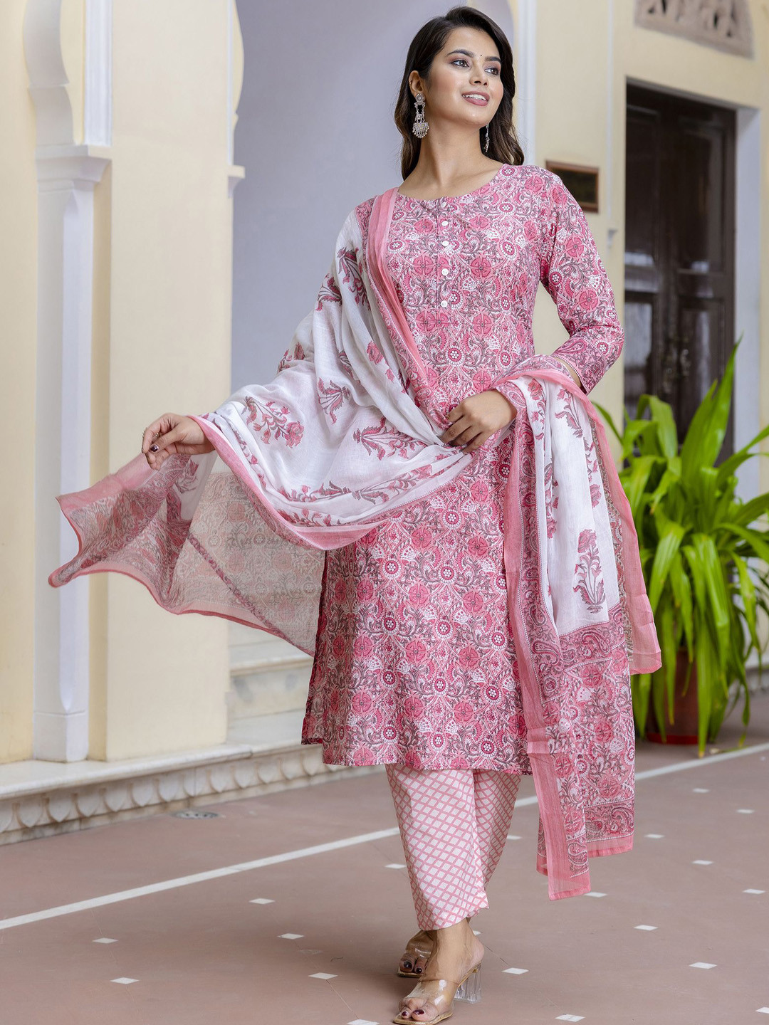 Floral Printed V-Neck Straight Pure Cotton Kurta With Trousers