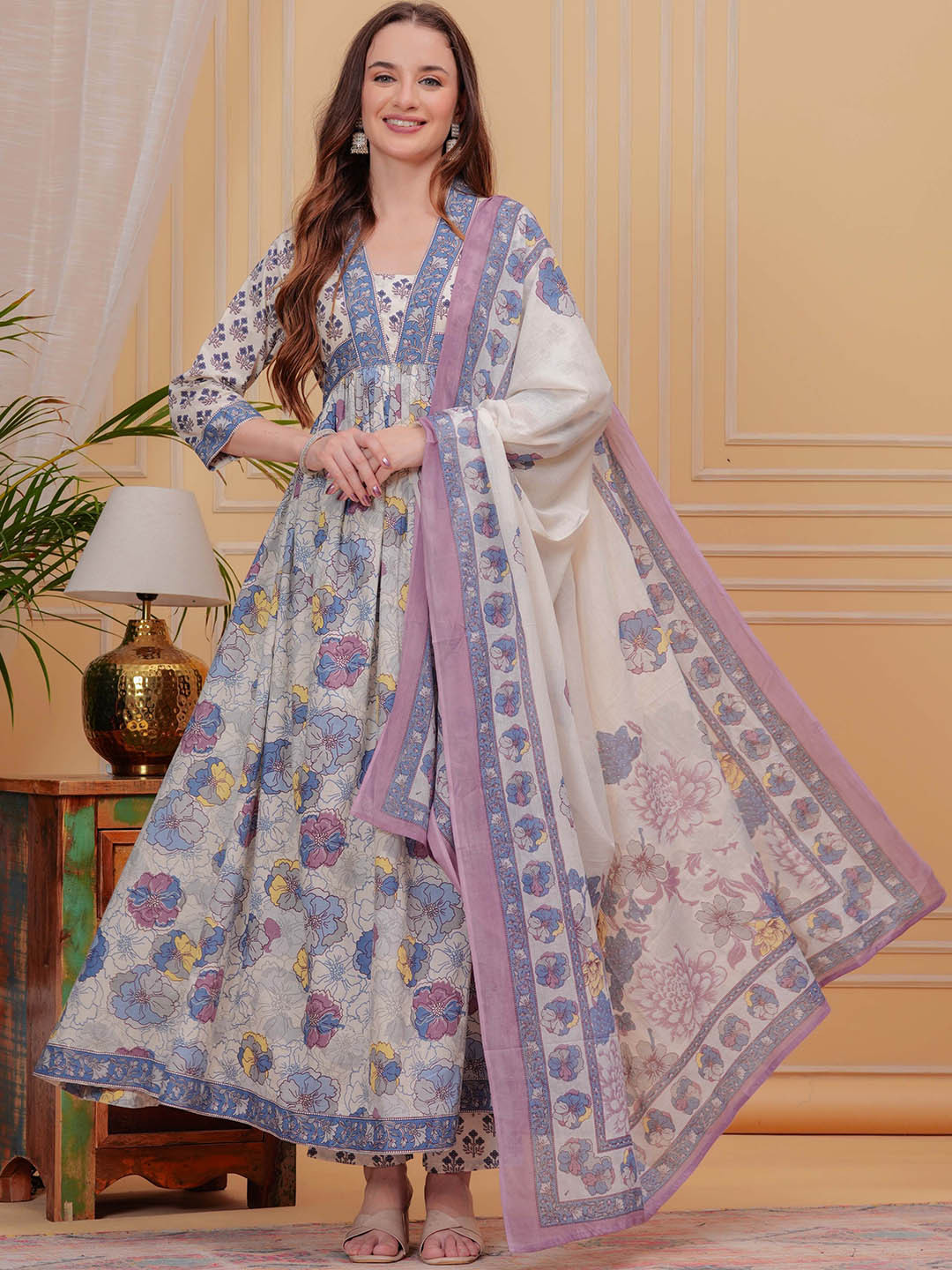 Women Floral embroidered Pure Cotton v_neck Kurta Trouser & Dupatta Set