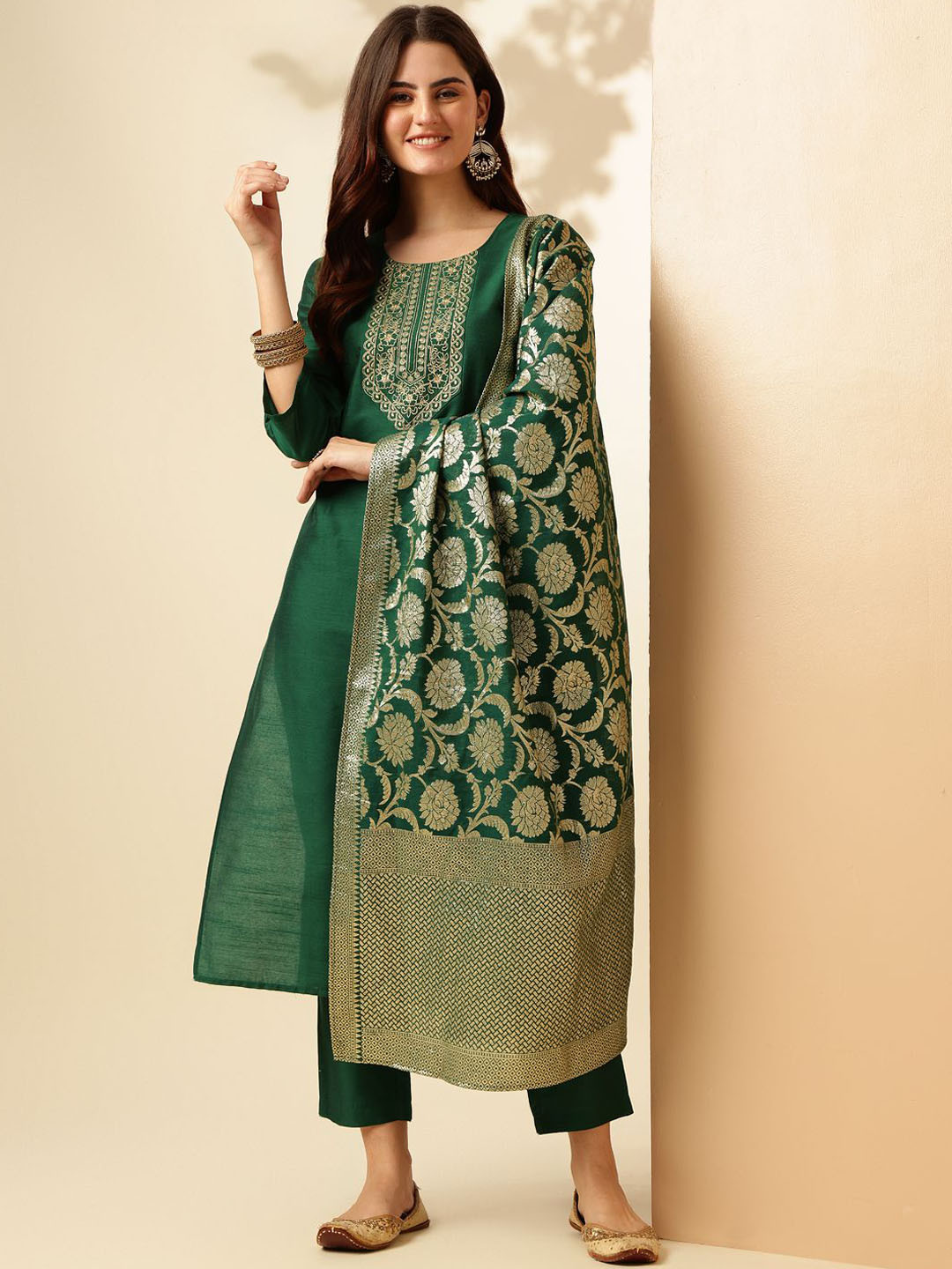 Women Green Embroidered Straight Kurta Trousers With Dupatta Set