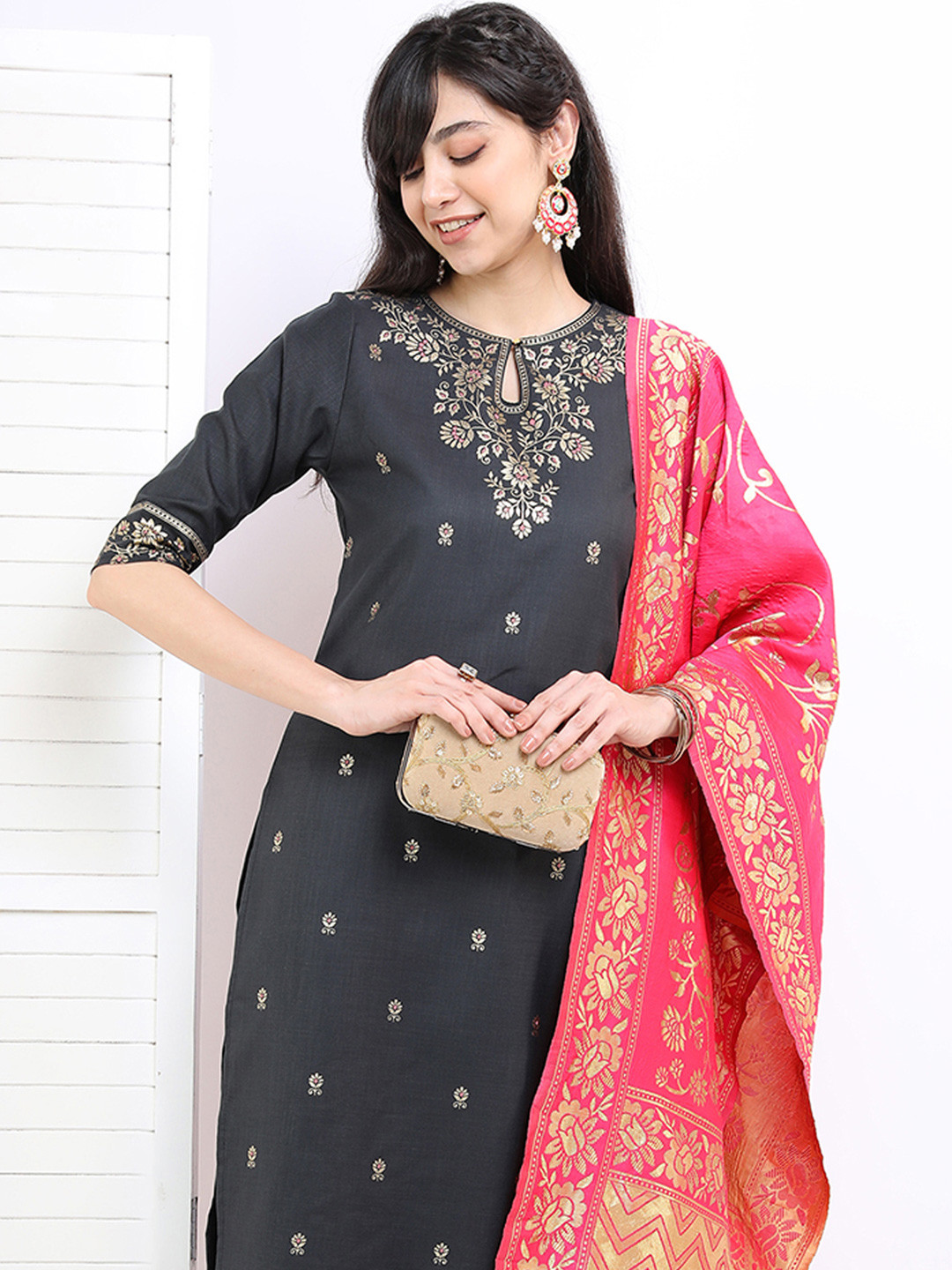 Women Off White & Red Straight Ethnic Motifs Printed Kurta And Palazzos Set
