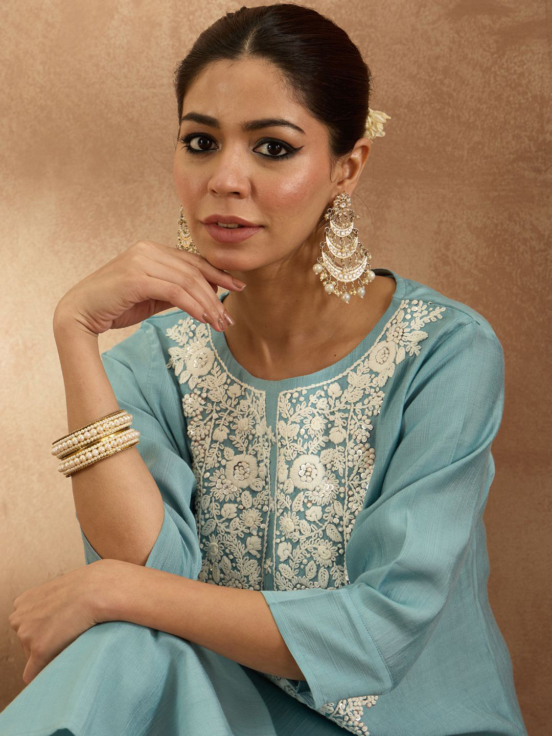 Women Ethnic Motifs Embroidered Regular Thread Work Kurta with Trousers & With Dupatta
