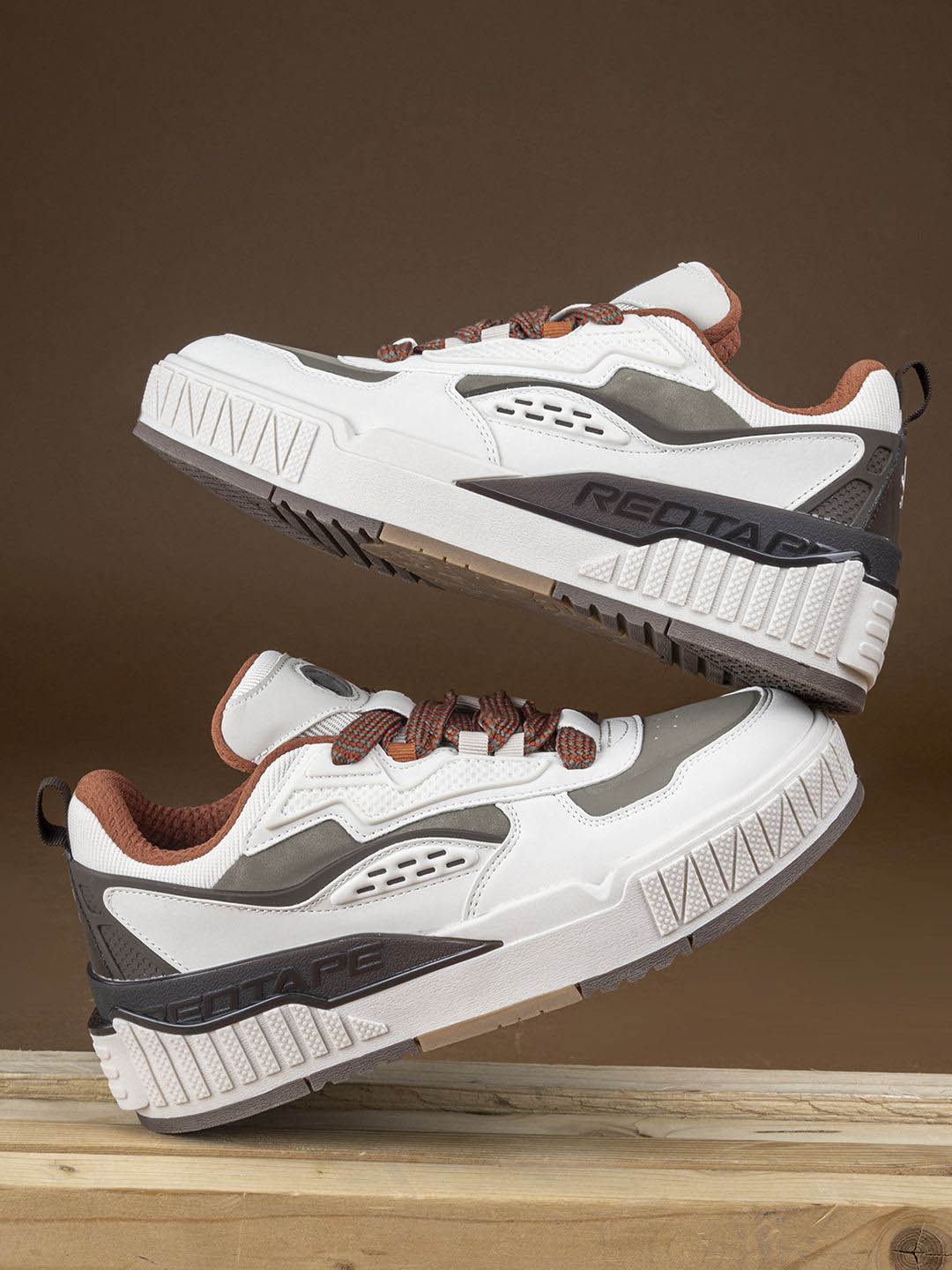 Dark Red Tie Dye Men's Sneakers