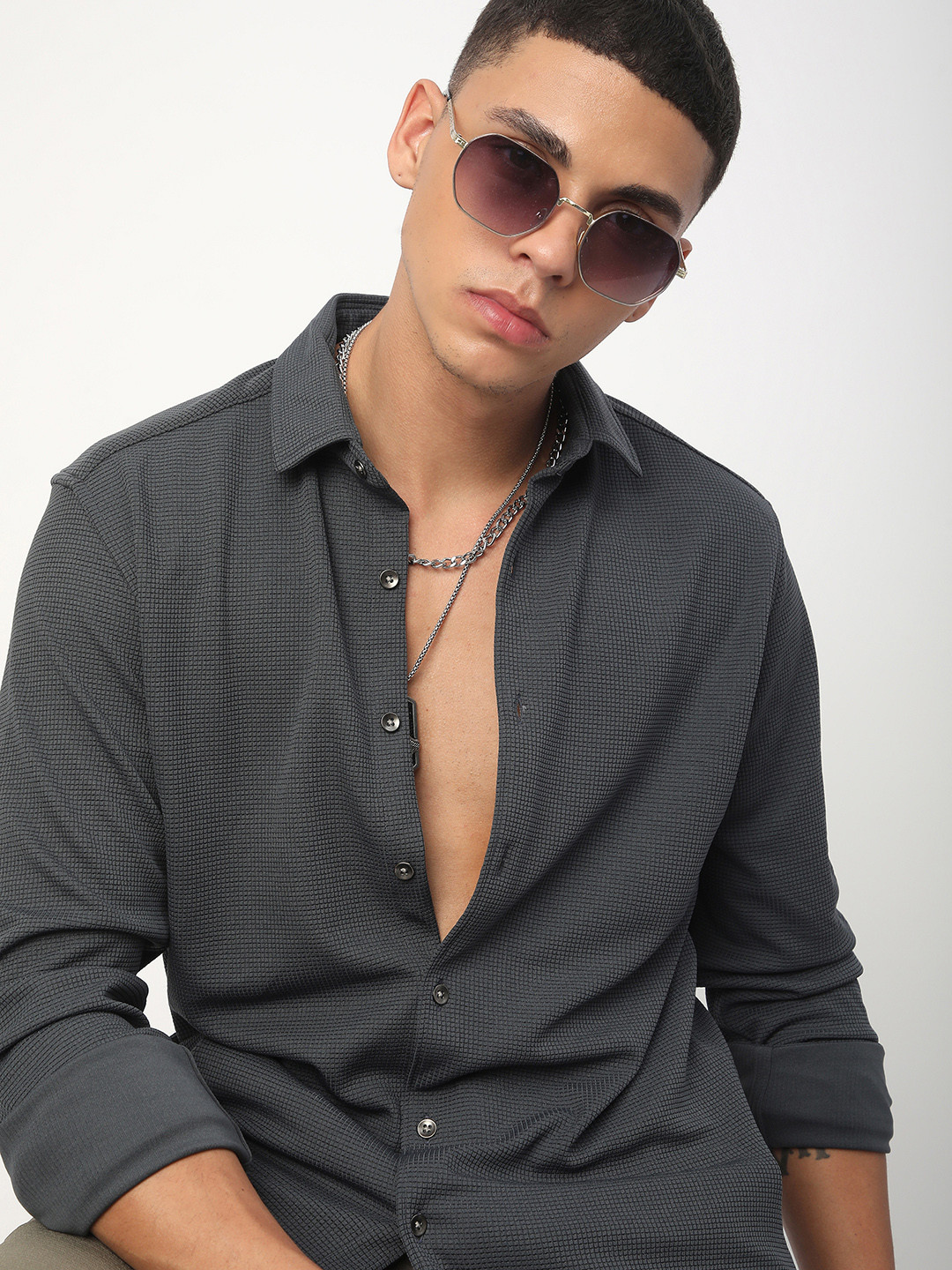 Men's Charcoal Standard Slim Fit Opaque Casual Shirt