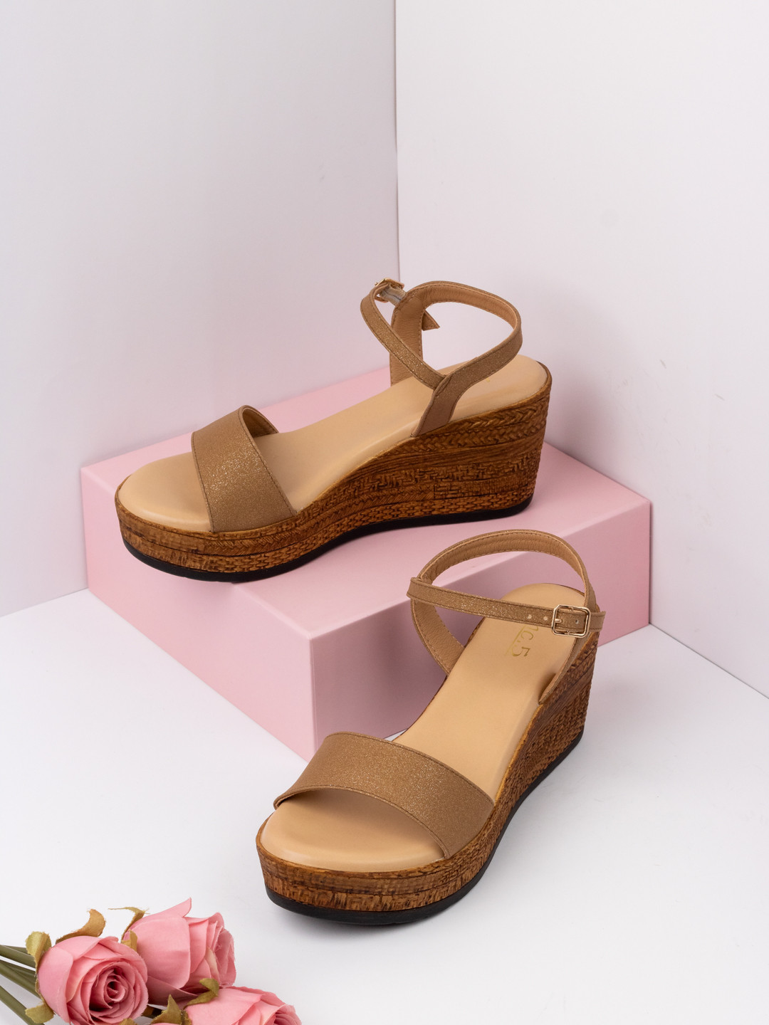 Buy Inc 5 Women Wedge Heels Sandals - Heels for Women 31752909 | Myntra