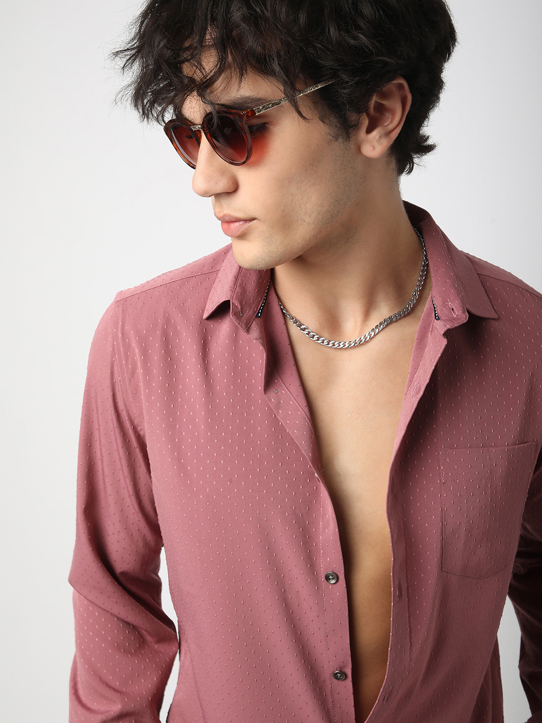 Men's Black Standard Slim Fit Opaque Casual Solid Shirt
