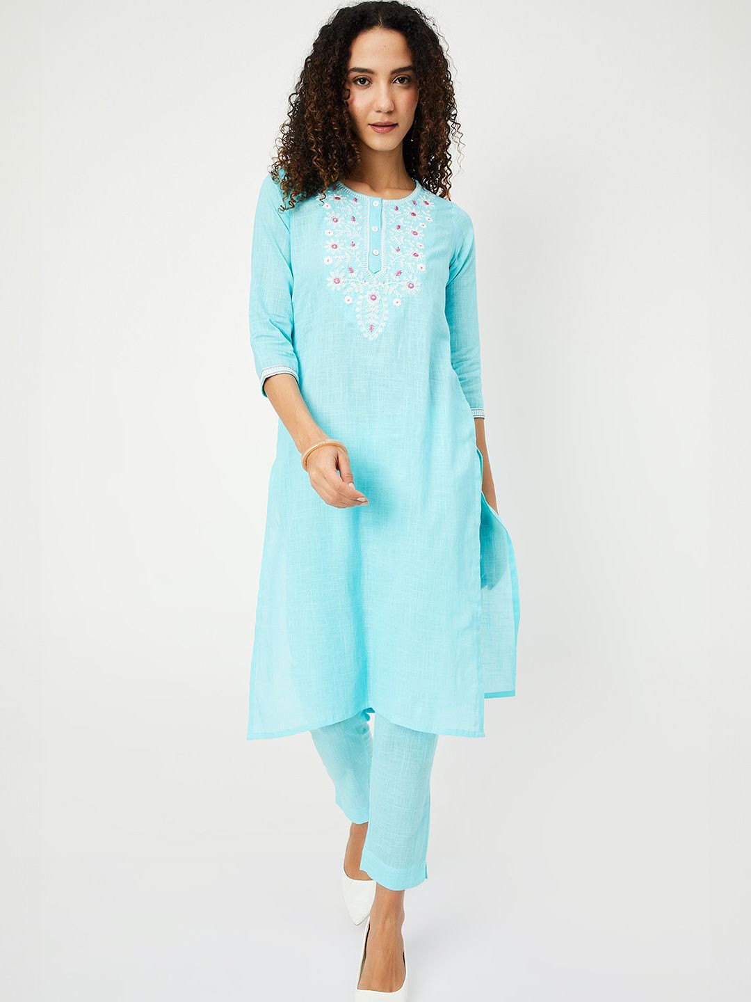 Women Floral embroidered black round_neck cotton Kurta set With Trouser