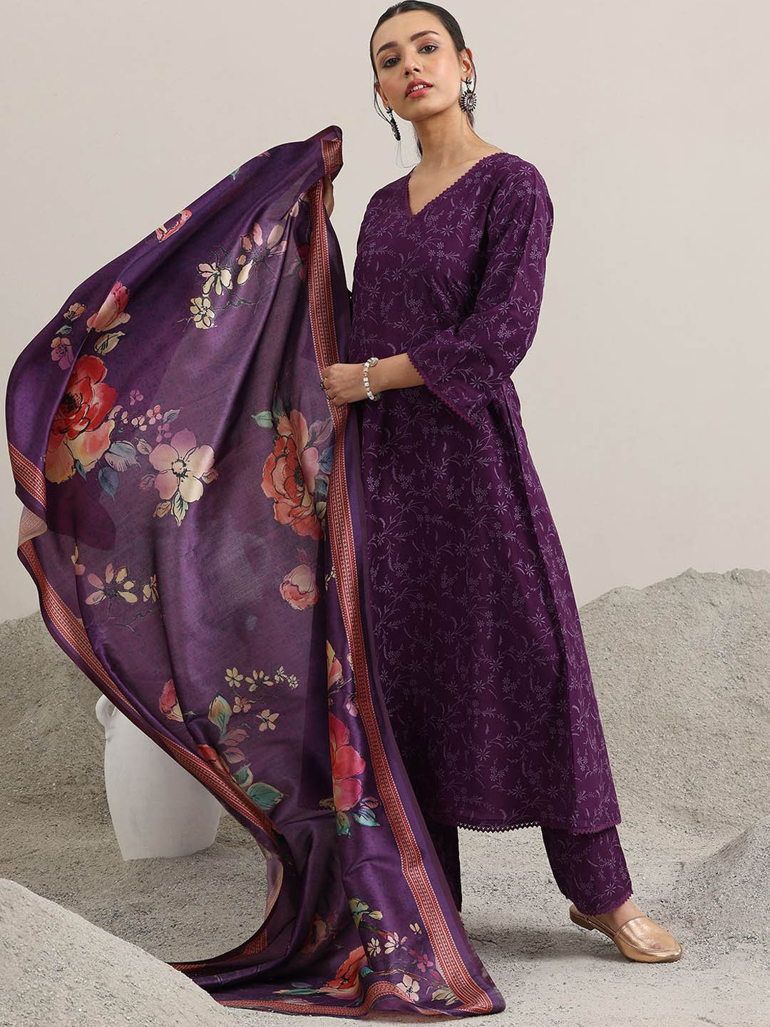 Libas Floral Printed Kurta With Trousers & Dupatta main image 0