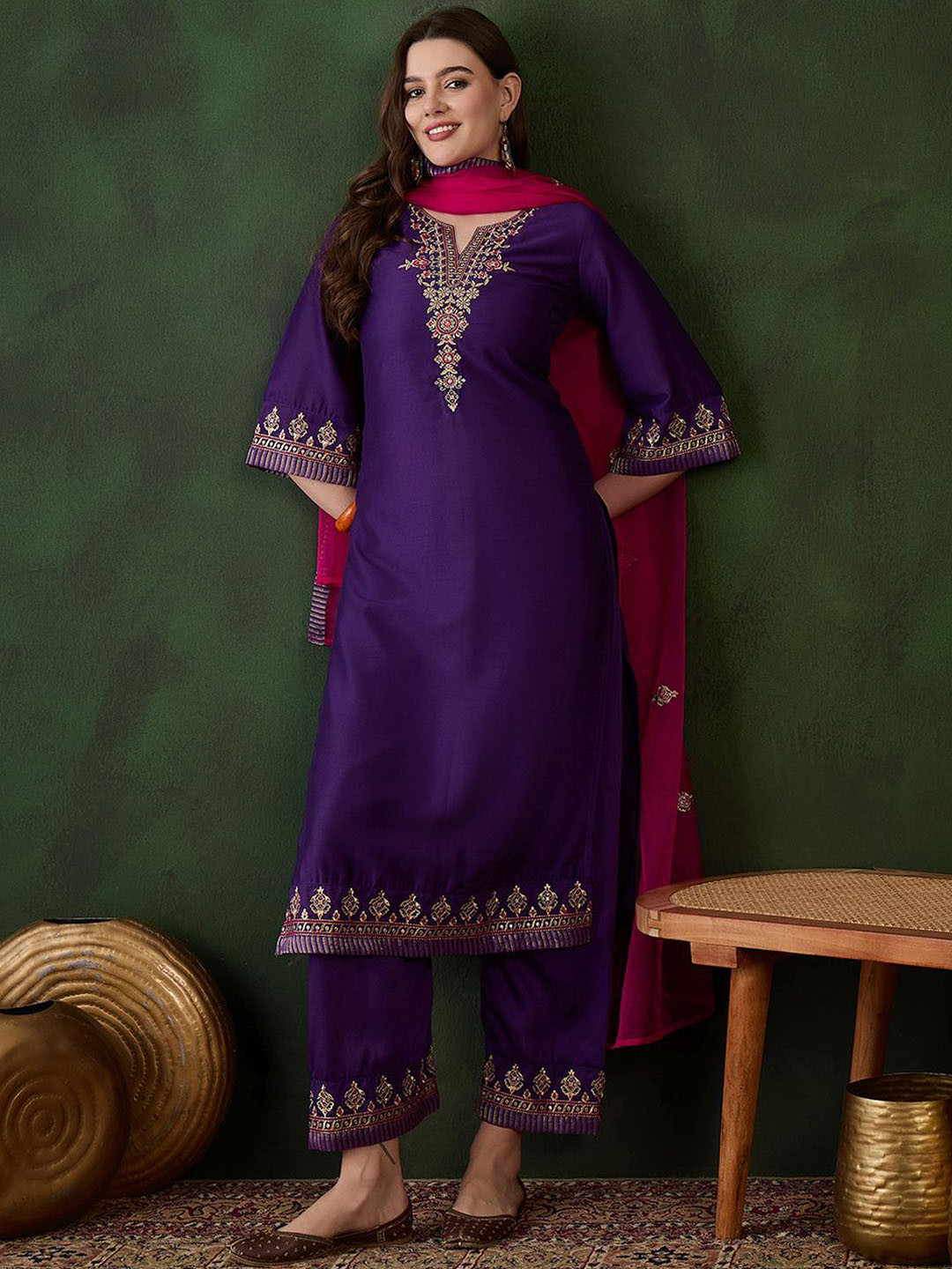 Women Purple Printed Straight Kurta With Trouser