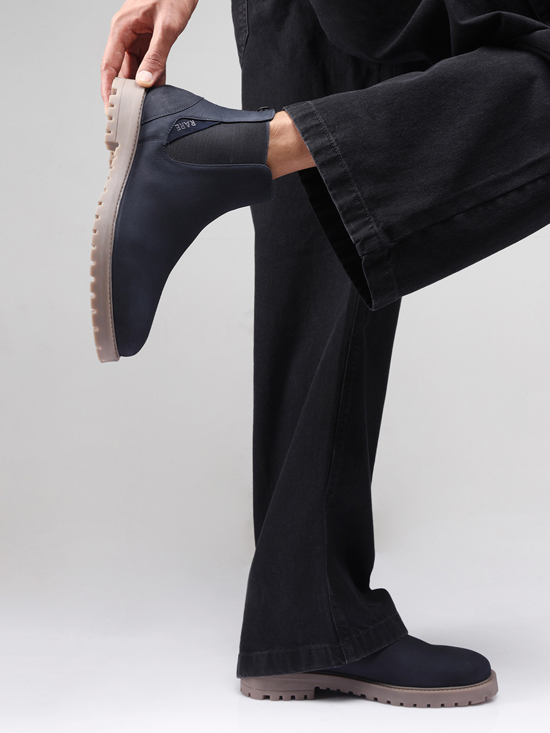 Buy RARE RABBIT Men Chelsea Boots - Boots for Men 32370134 | Myntra