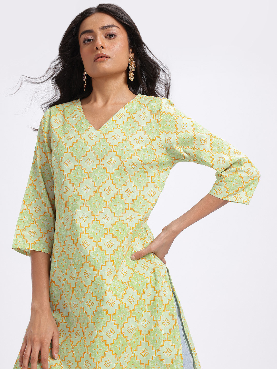 Women Multi Geometric Printed V-Neck Kaftan Kurta