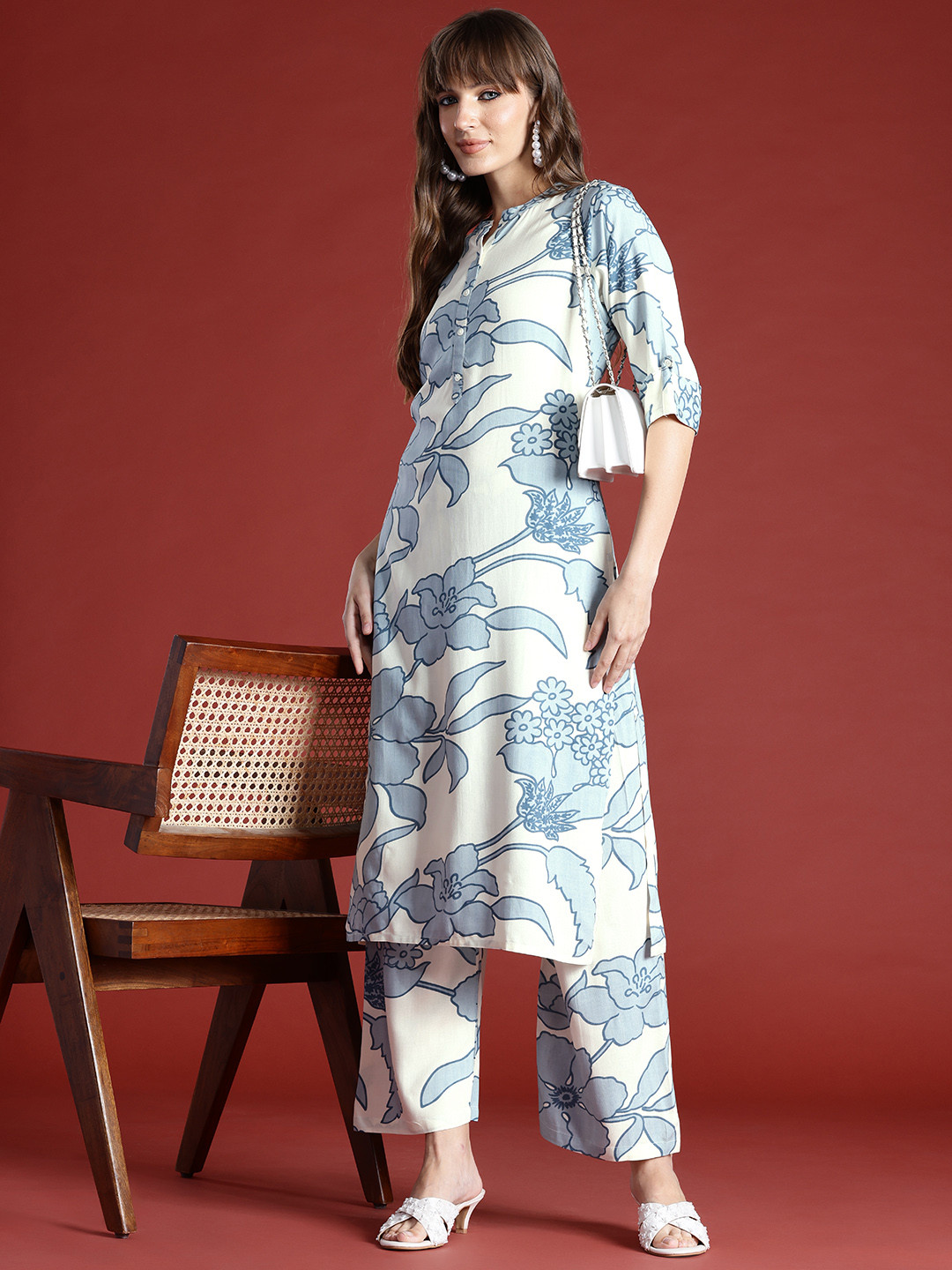 Indo Era Green Printed Straight Kurta Palazzos set
