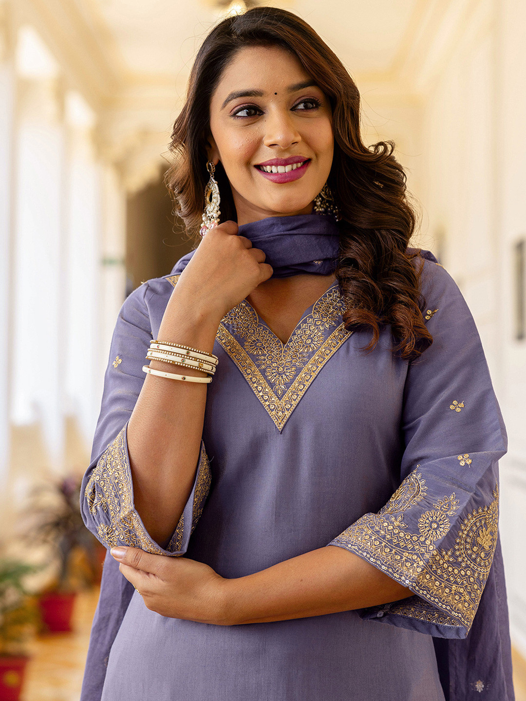 Ethnic Motifs Embroidered Sequinned Straight Kurta with Trousers & Dupatta main image 1