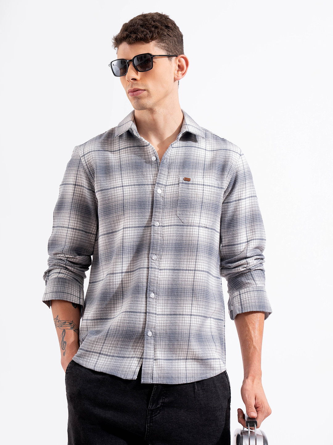 Men's Navy Blue Standard Slim Fit Tartan Checks Opaque Checked Cotton Casual Shirt