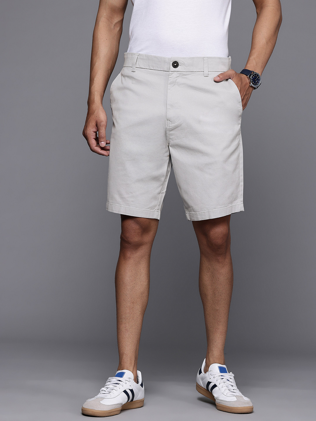 Buy NEXT Men Slim Fit Chino Shorts - Shorts for Men 33483406 | Myntra