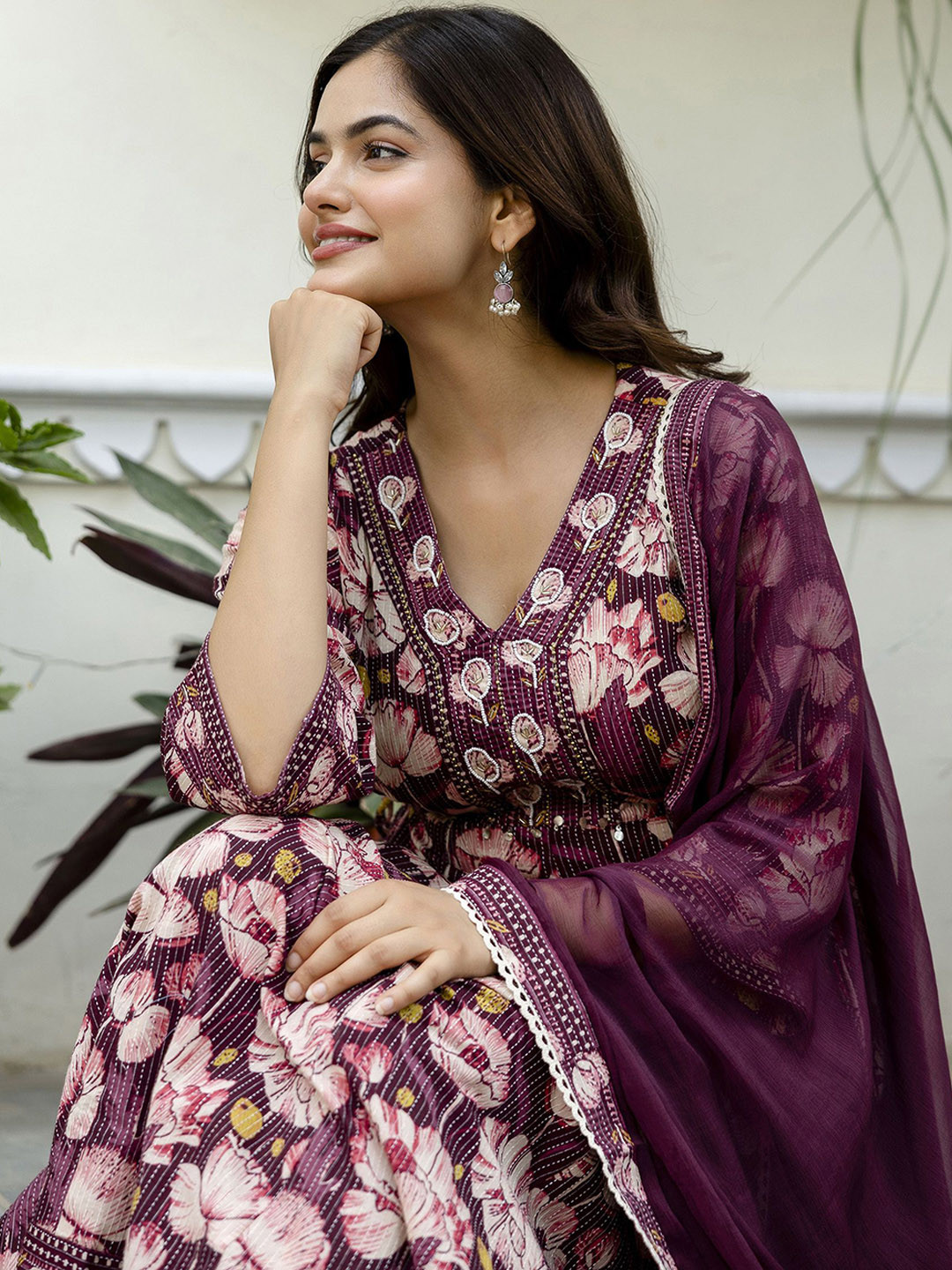 Abstract Printed Kurta Pyjama With Matching Dupatta