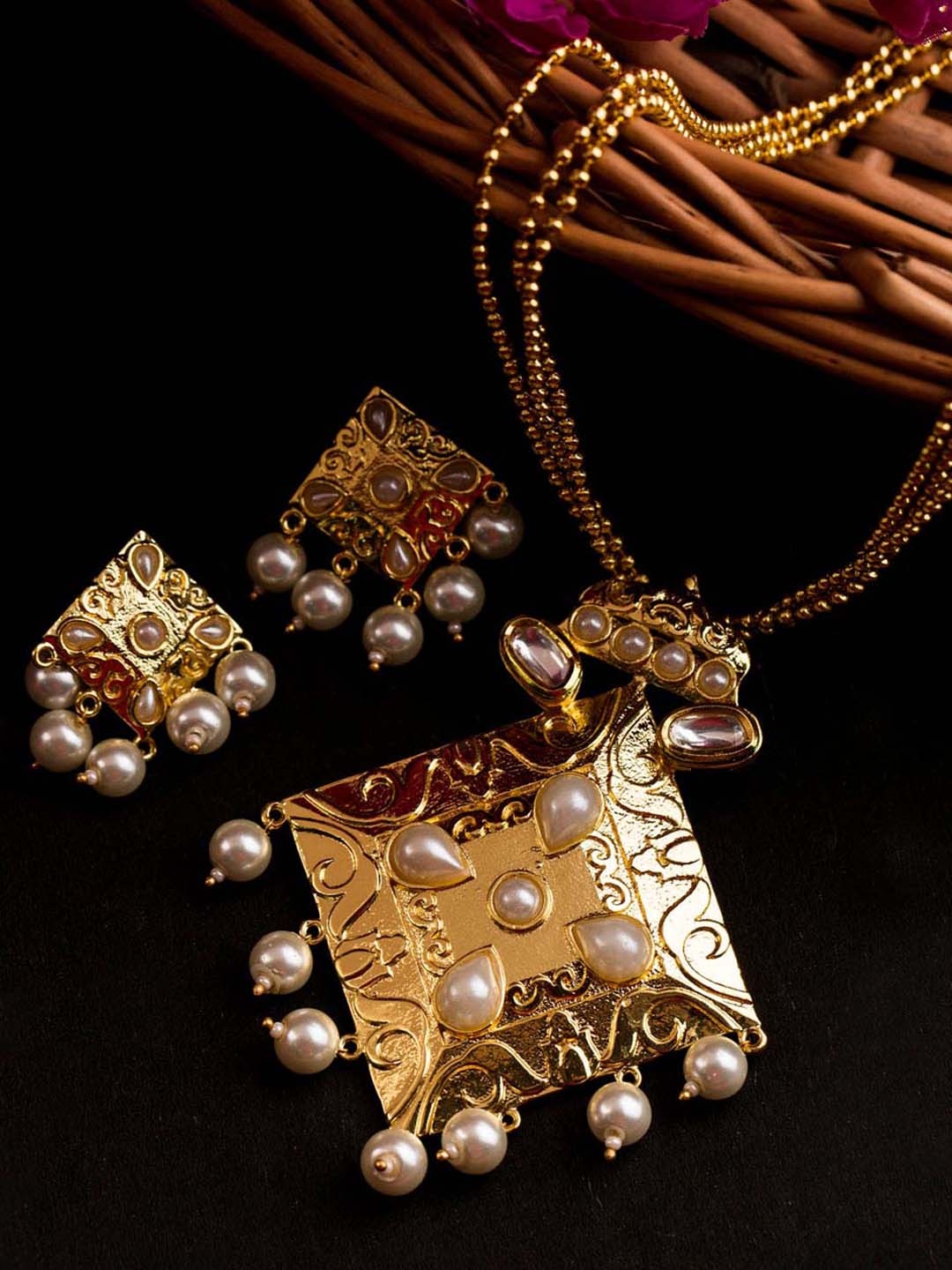 voylla wedding jewellery