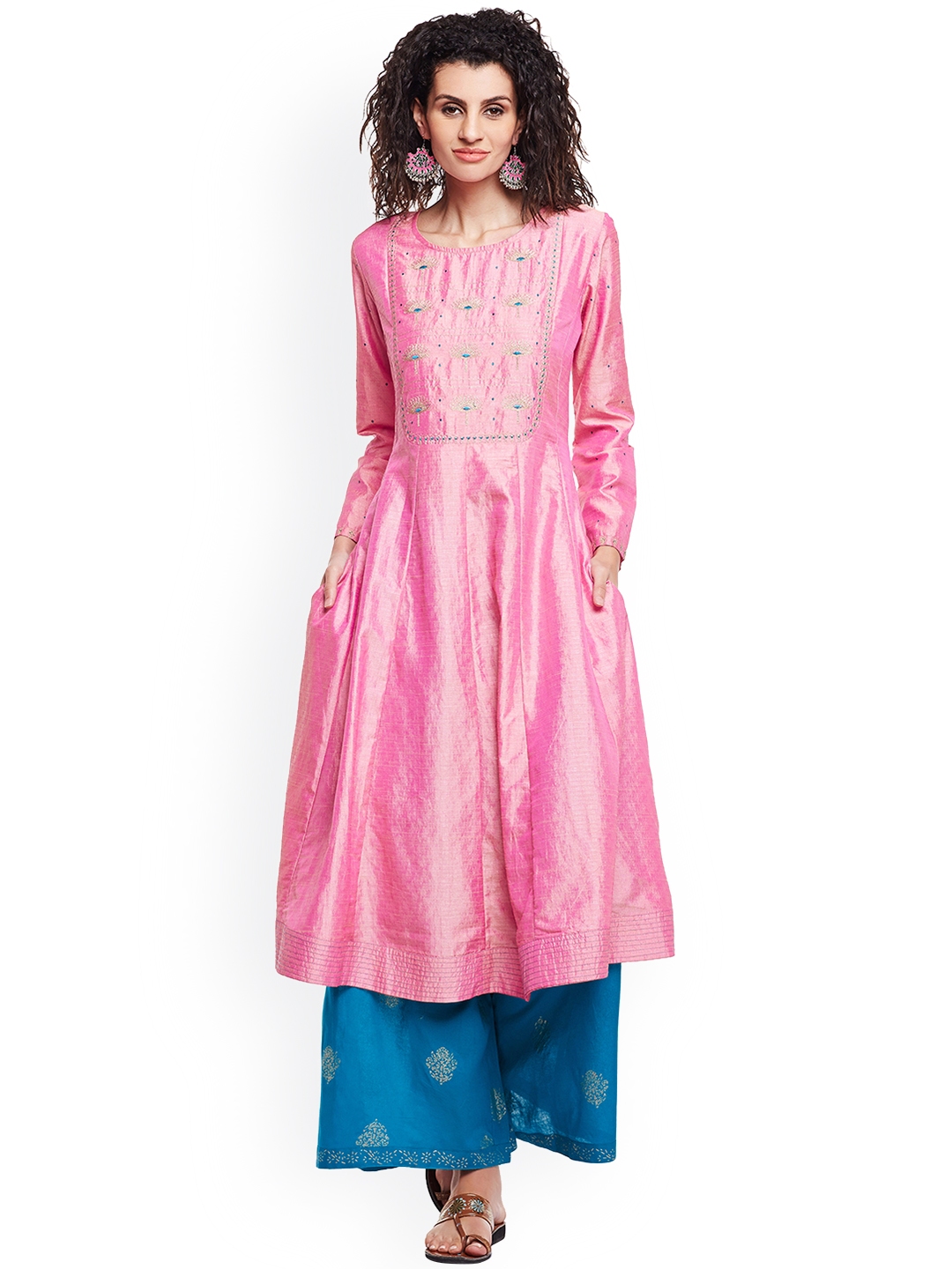 lyla kurtas